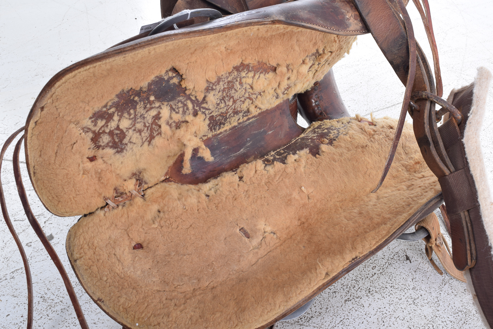 Leather Western Roping Saddle