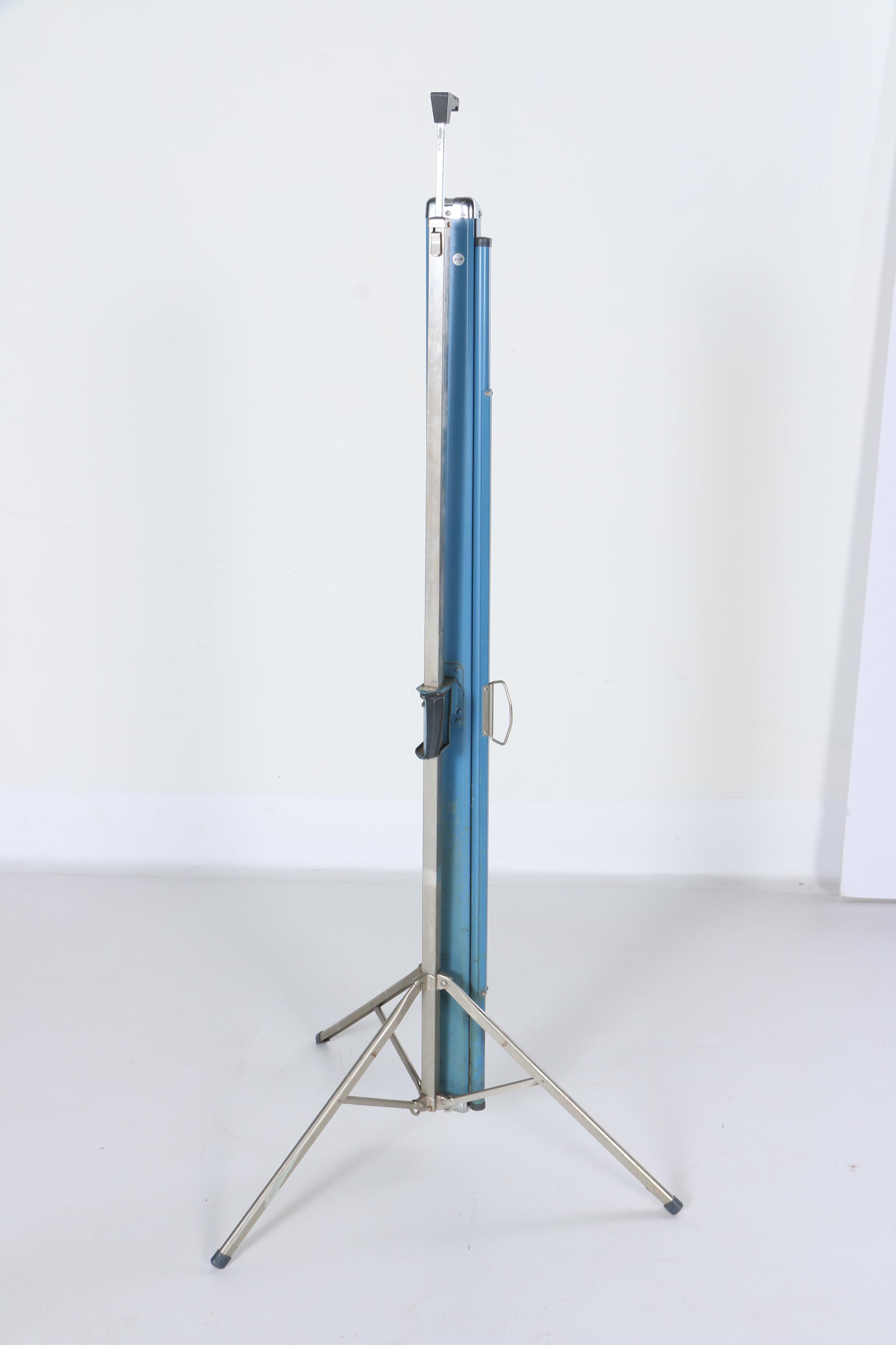 Knox Projector Screen