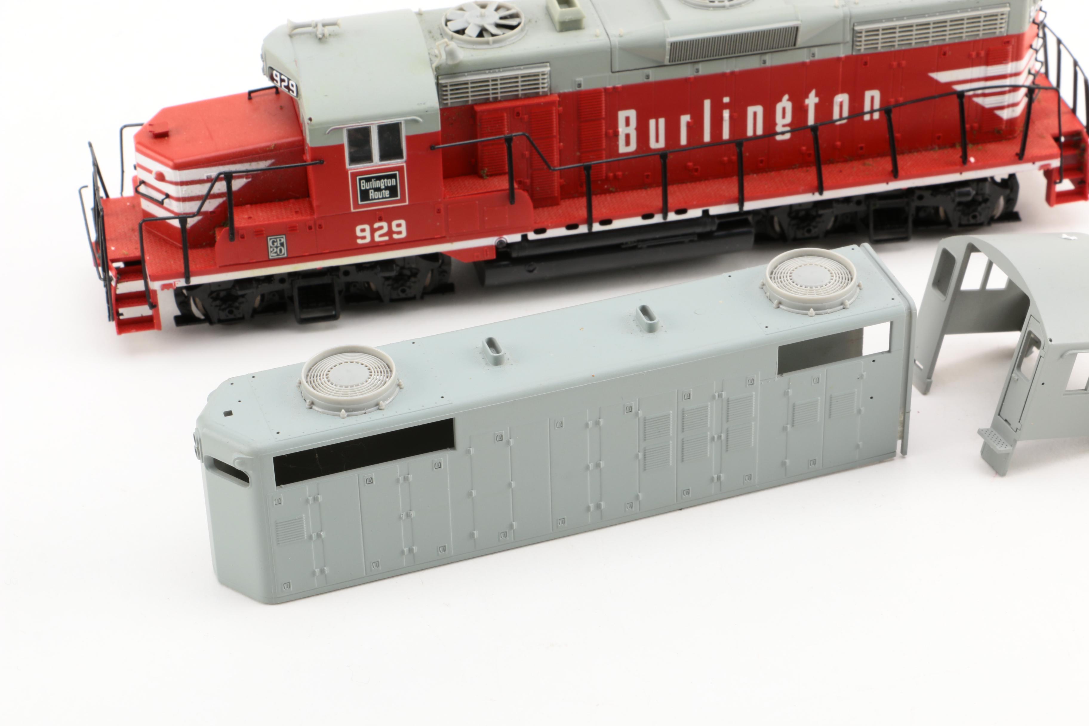 Life-Like Proto 2000 GP20 Burlington Route Locomotive