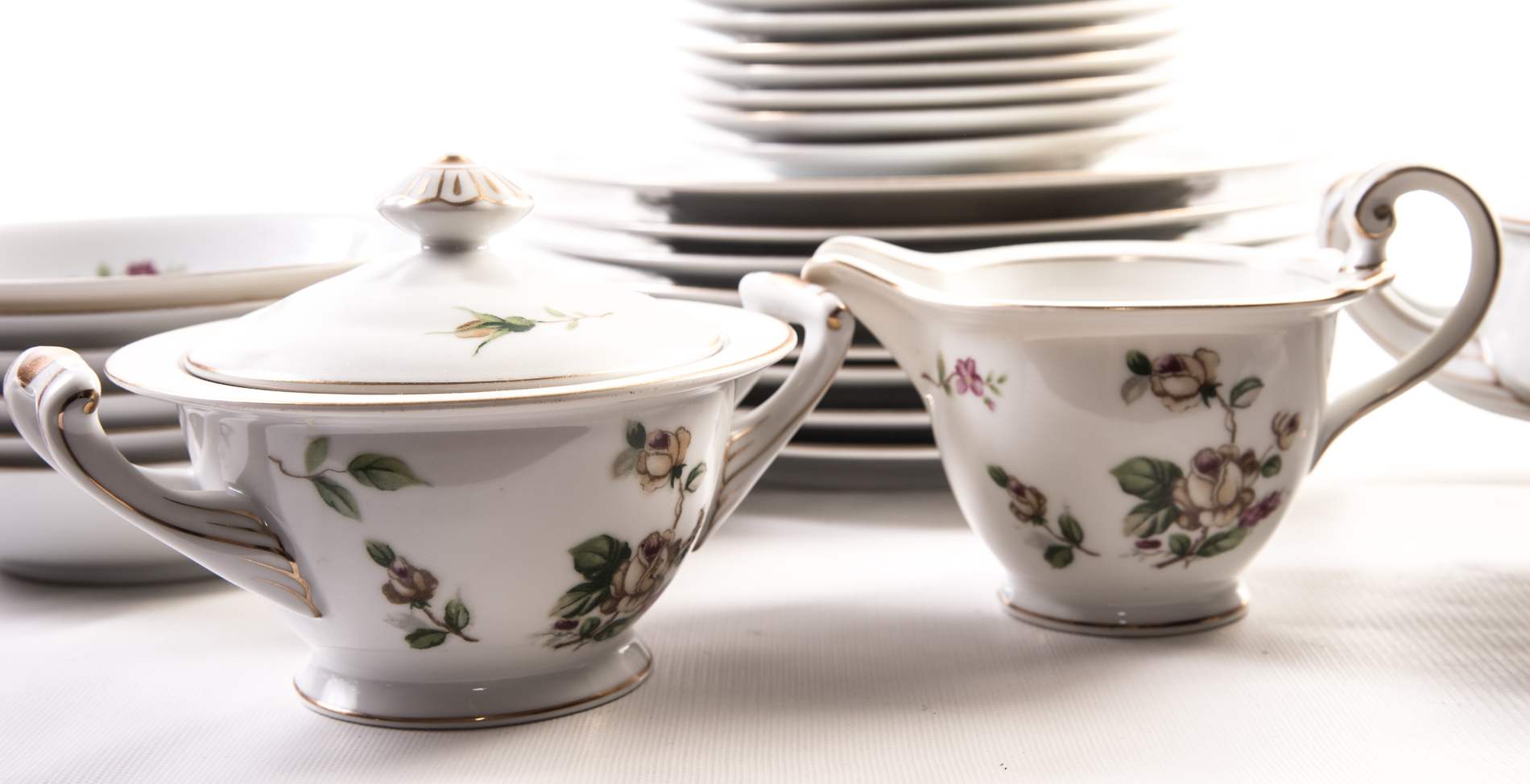 Lynmore "Golden Rose" Fine China Tableware