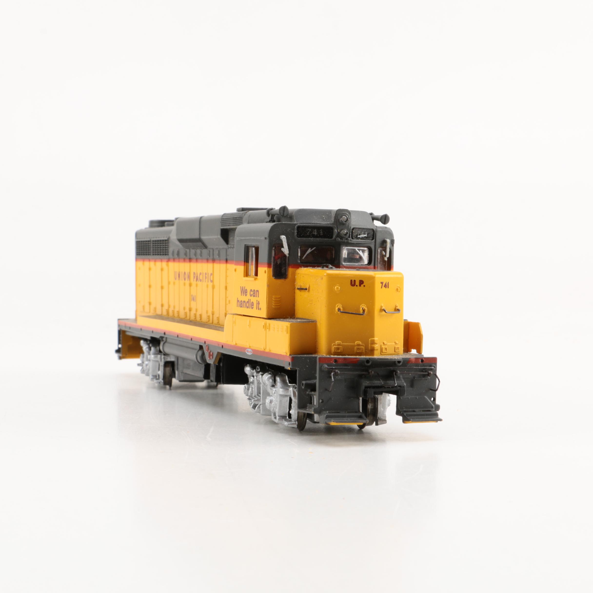 Bachmann "Spectrum" HO Scale Union Pacific Diesel Engine