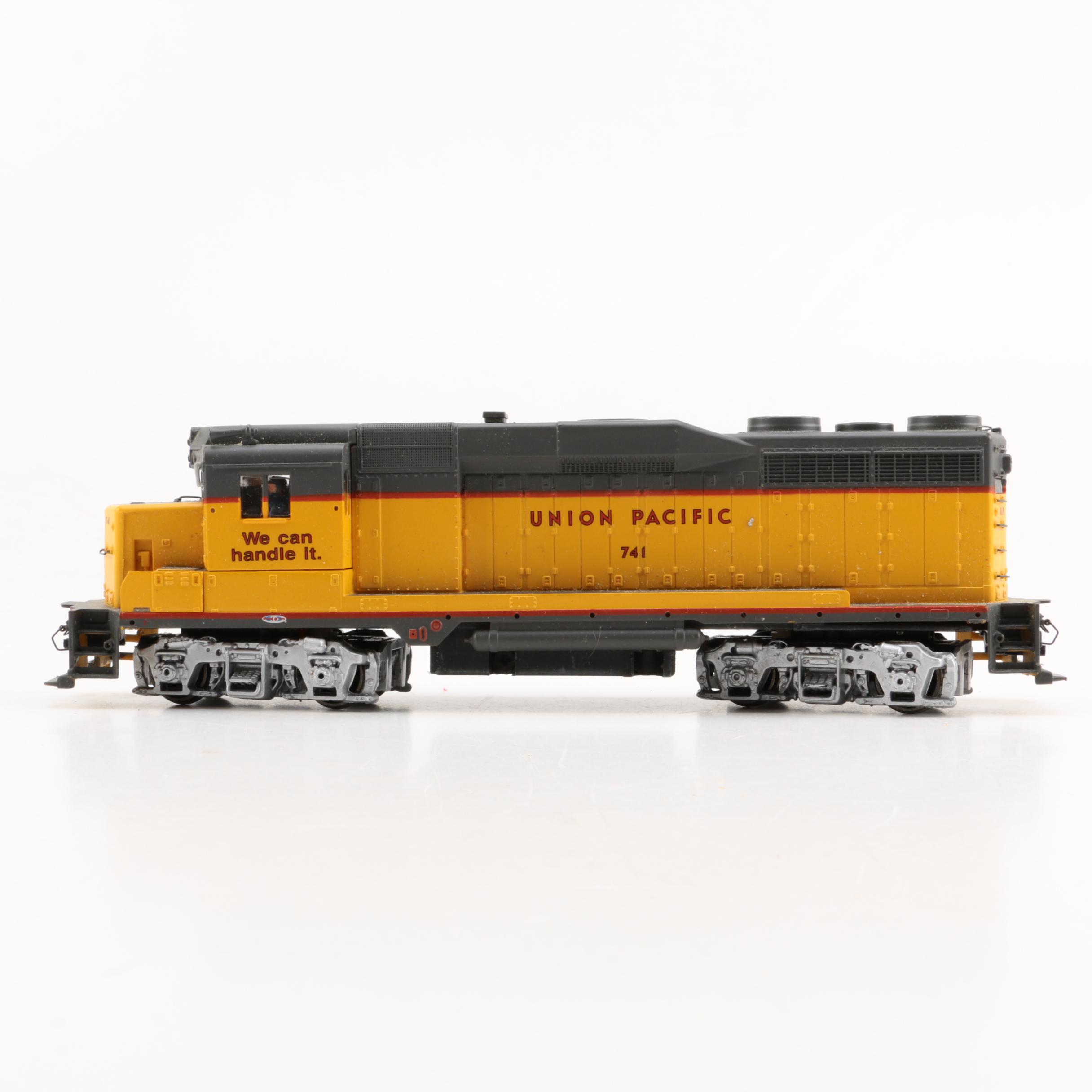 Bachmann "Spectrum" HO Scale Union Pacific Diesel Engine