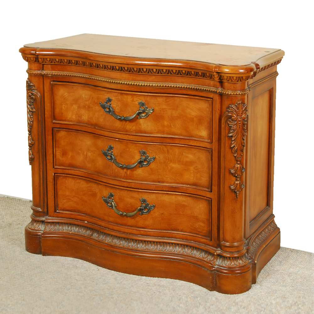 Contemporary Wooden Chest of Drawers