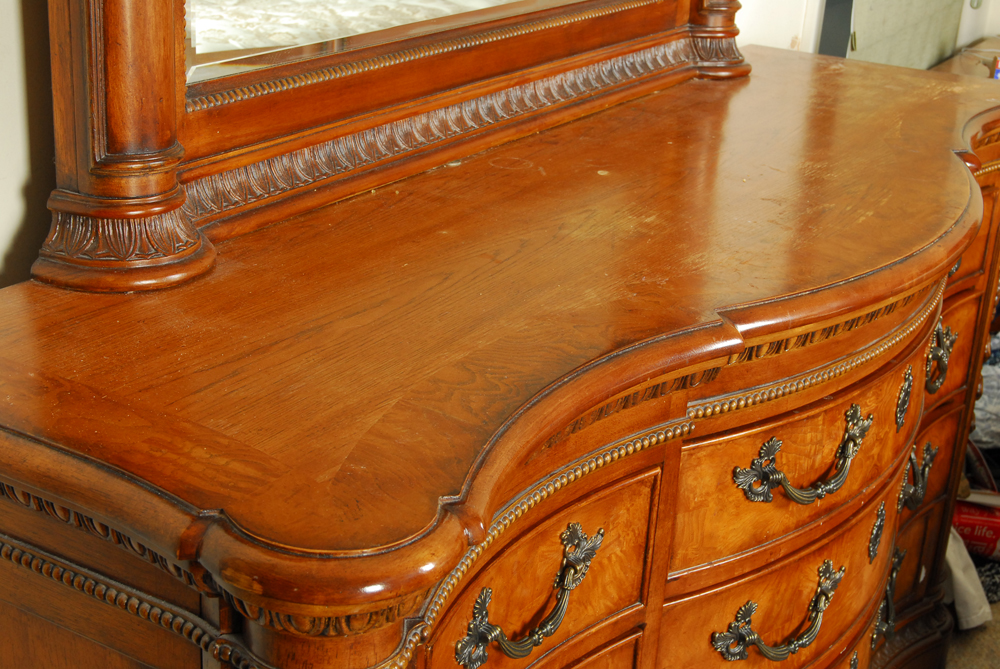 Contemporary Chest of Drawers with Mirror