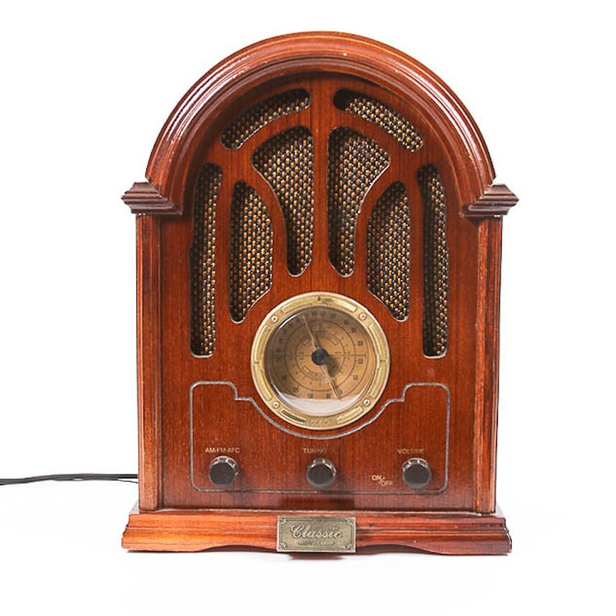 Vintage Style "Classic Collector's Edition" Radio