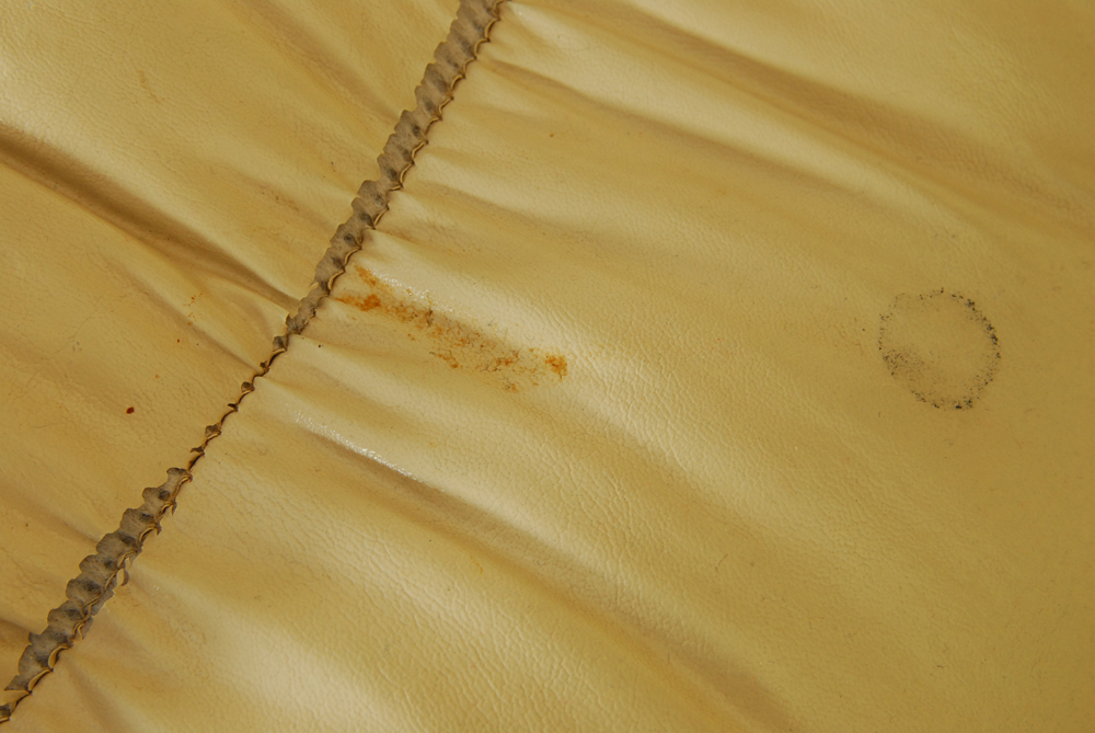 Faux Ivory Leather Stratolounger Recliner