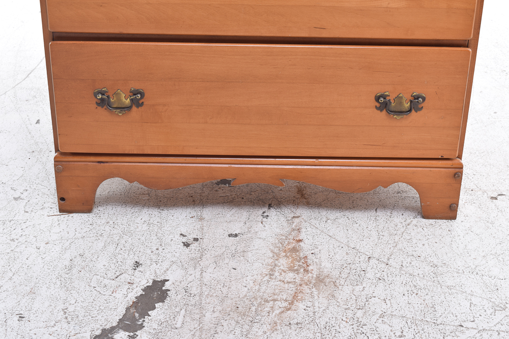 Vintage Maple Dresser from Old Capitol Groupe