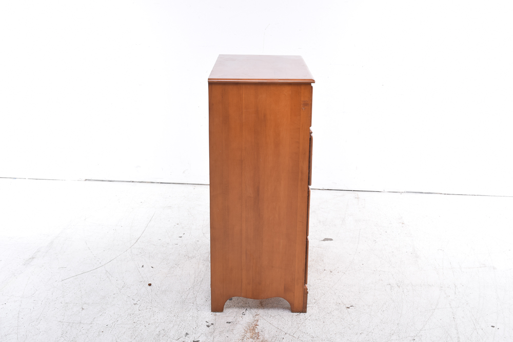 Vintage Maple Dresser from Old Capitol Groupe