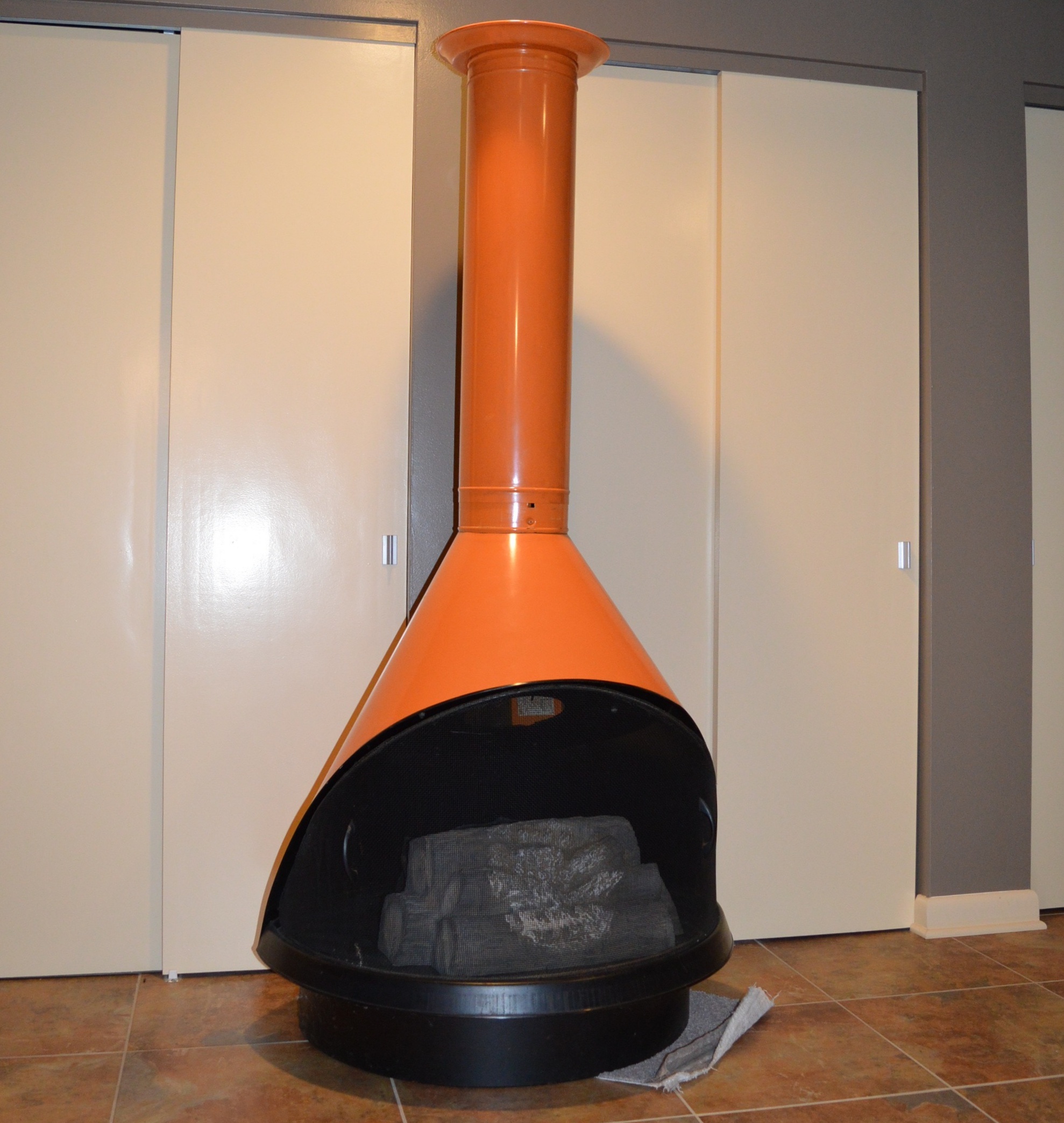 Retro Preway Cone Freestanding Electric Fireplace