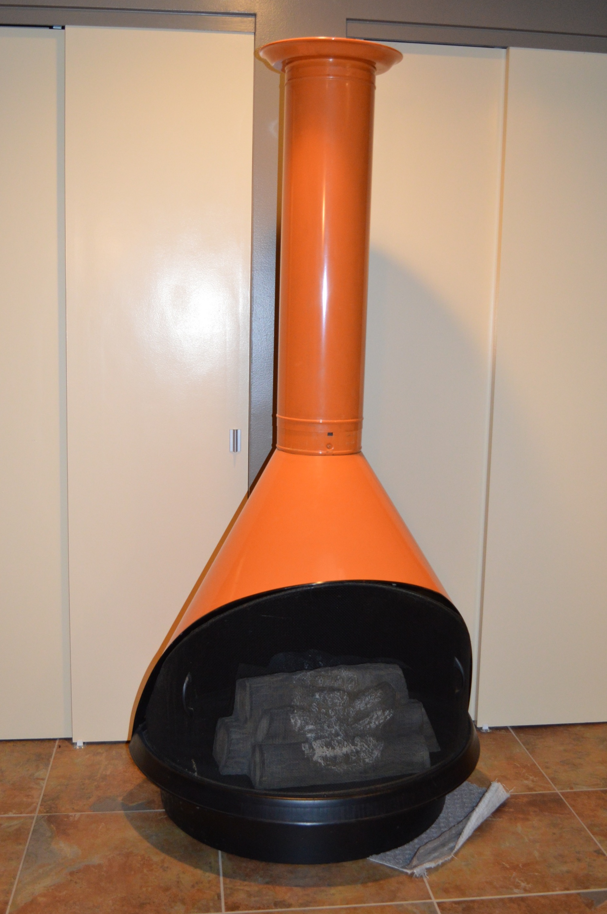 Retro Preway Cone Freestanding Electric Fireplace