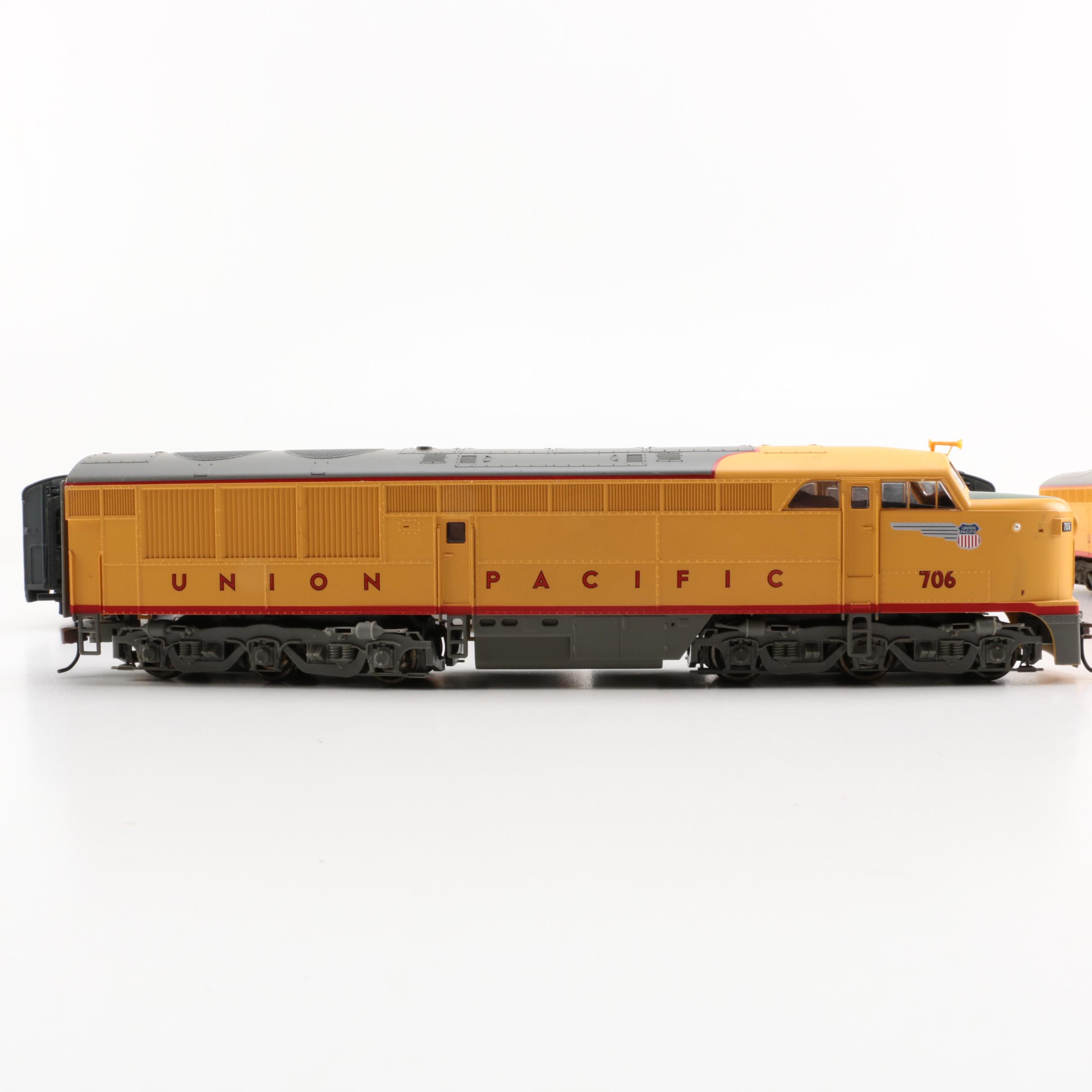 Life-Like Union Pacific HO Scale Engines with Passenger Cars