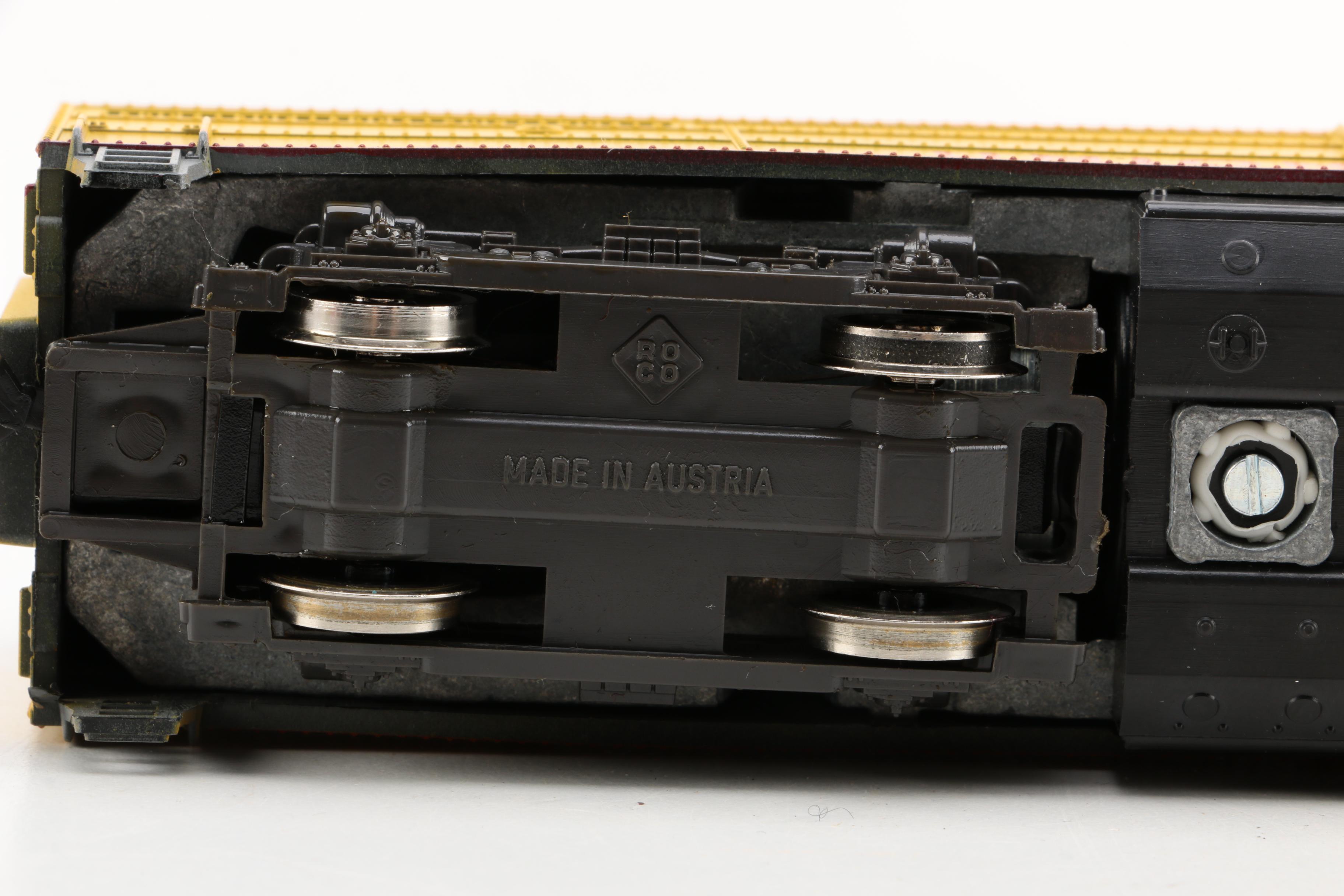 Roco Union Pacific Diesel Engine