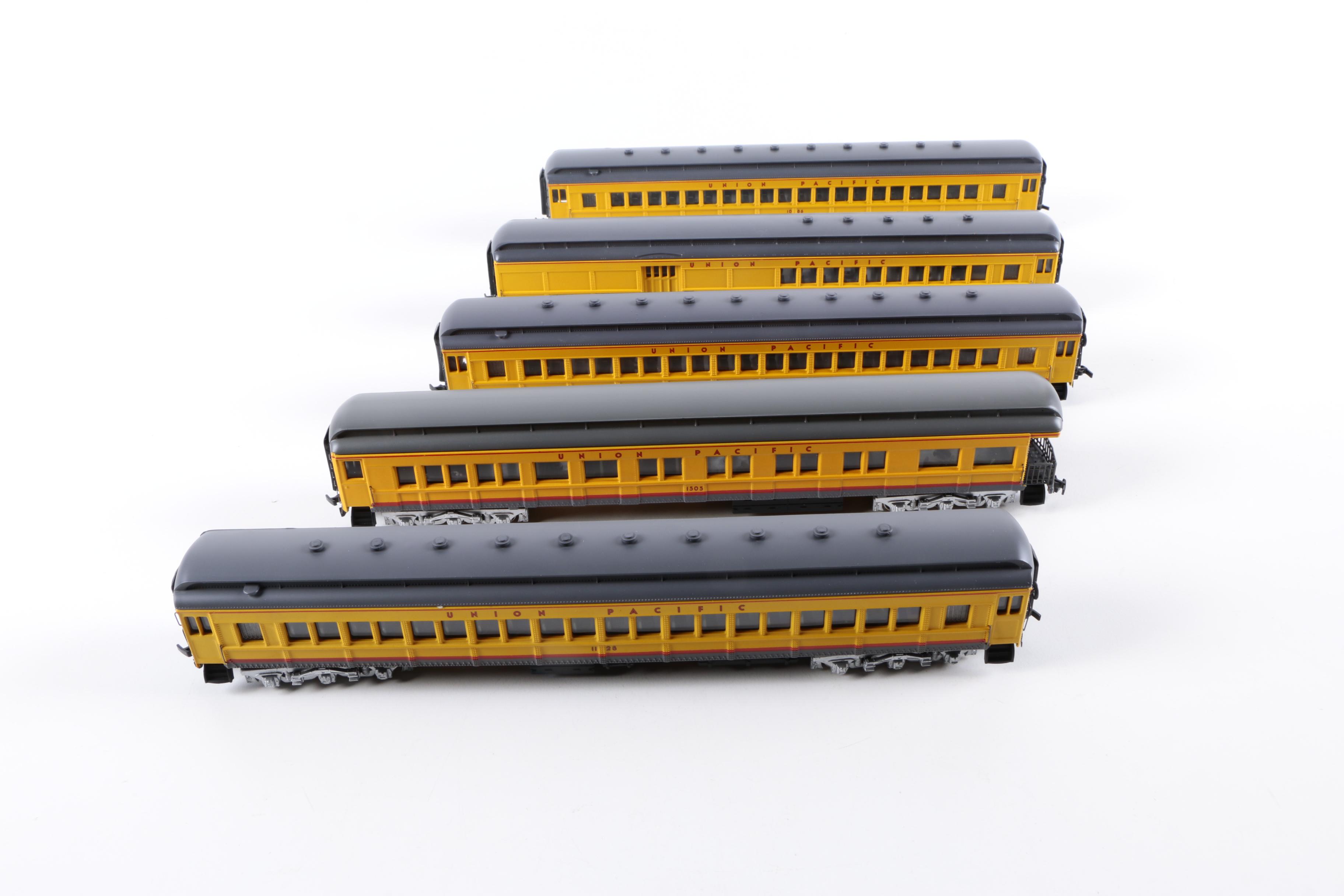 Bachmann "Spectrum" HO Scale Union Pacific Passenger Trains