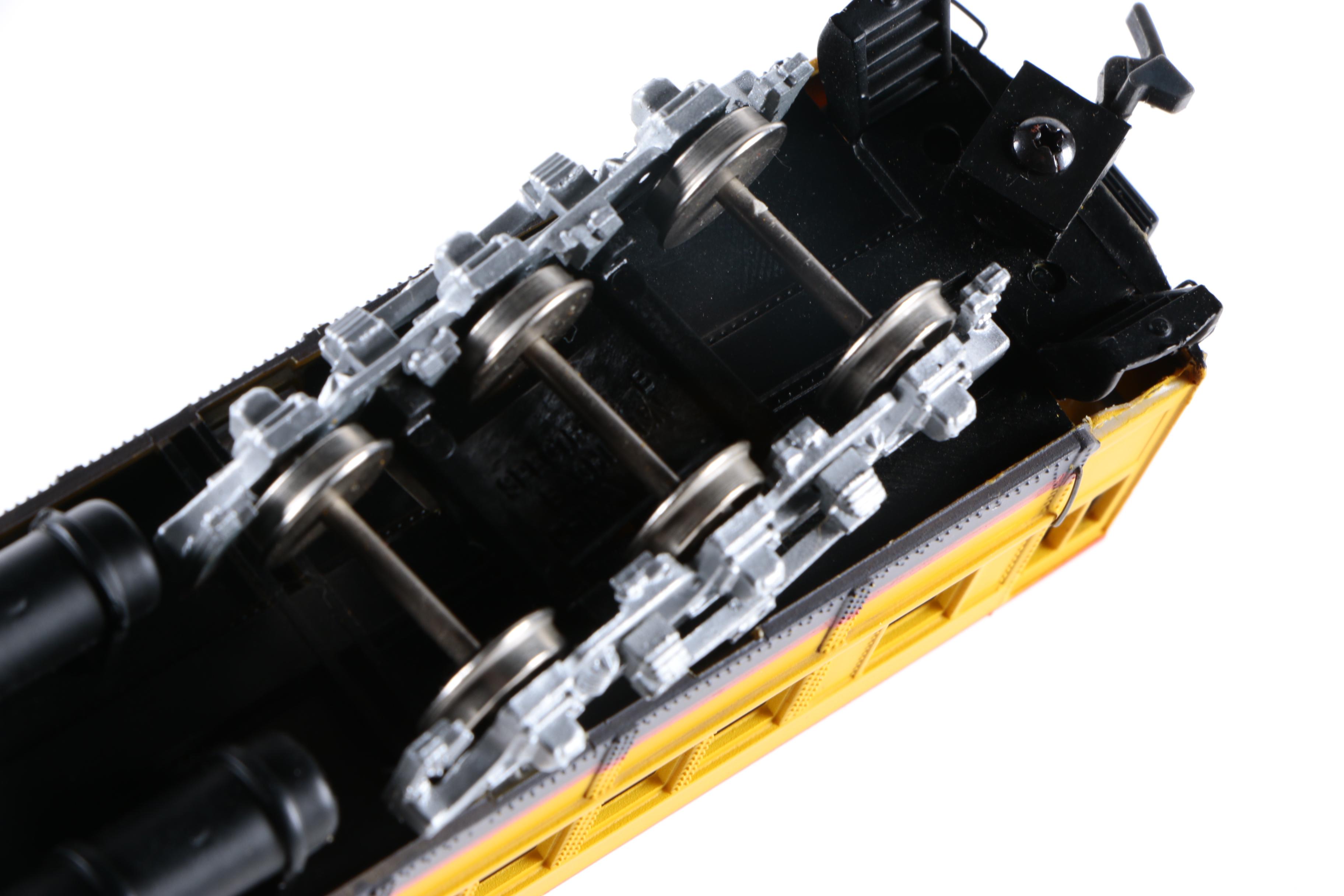 Bachmann "Spectrum" HO Scale Union Pacific Passenger Trains