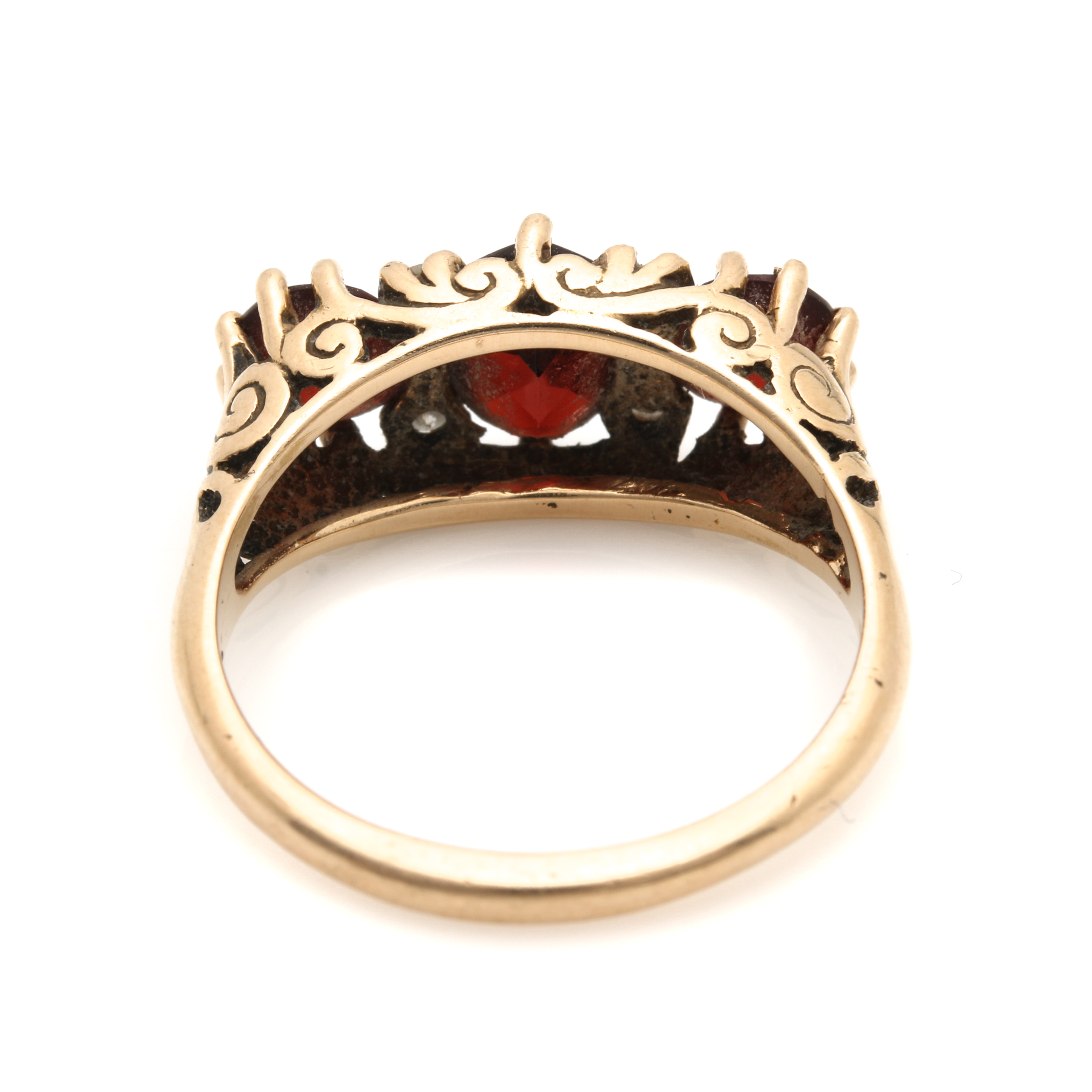14K Yellow Gold Garnet and Diamond Ring