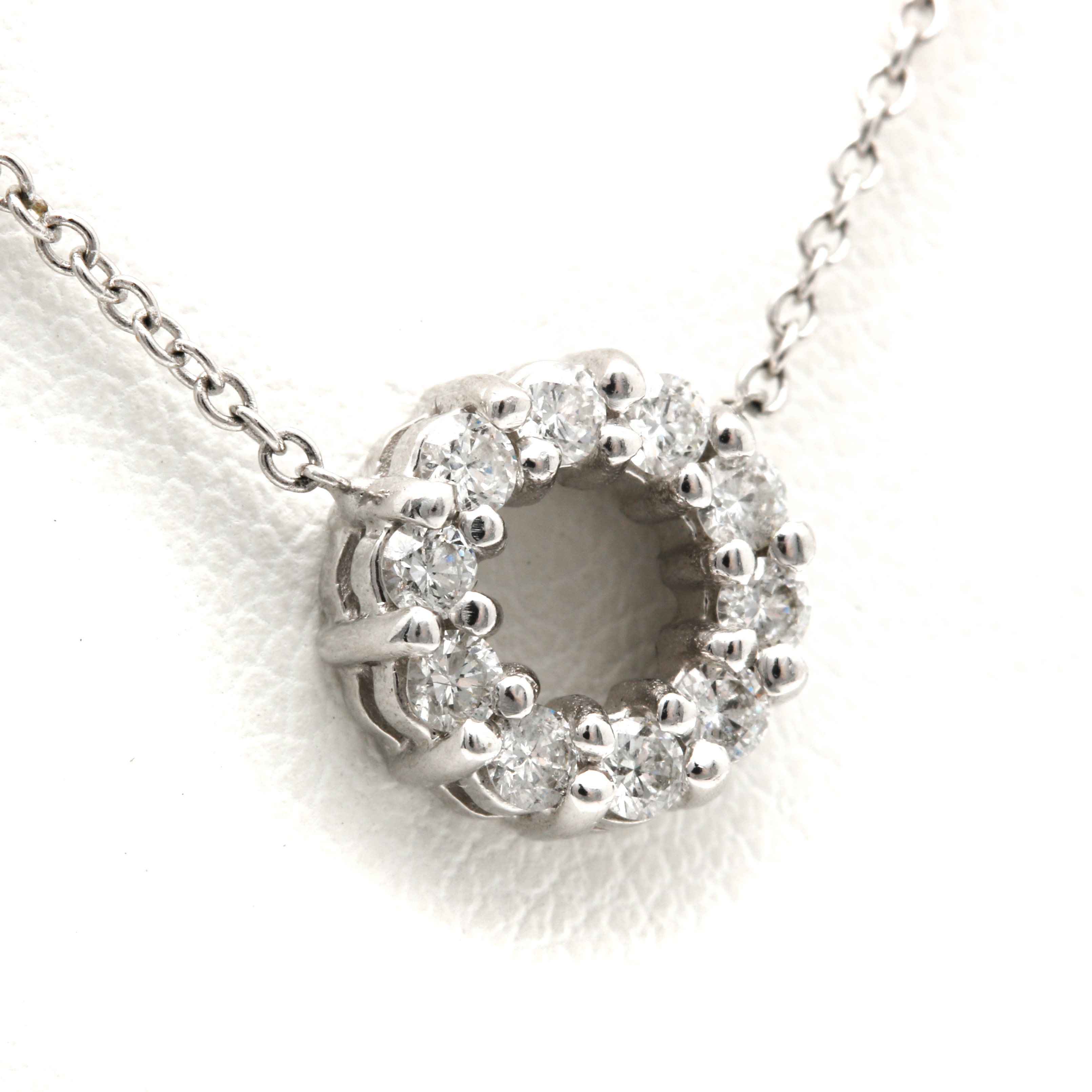 14K White Gold Diamond Circle Necklace