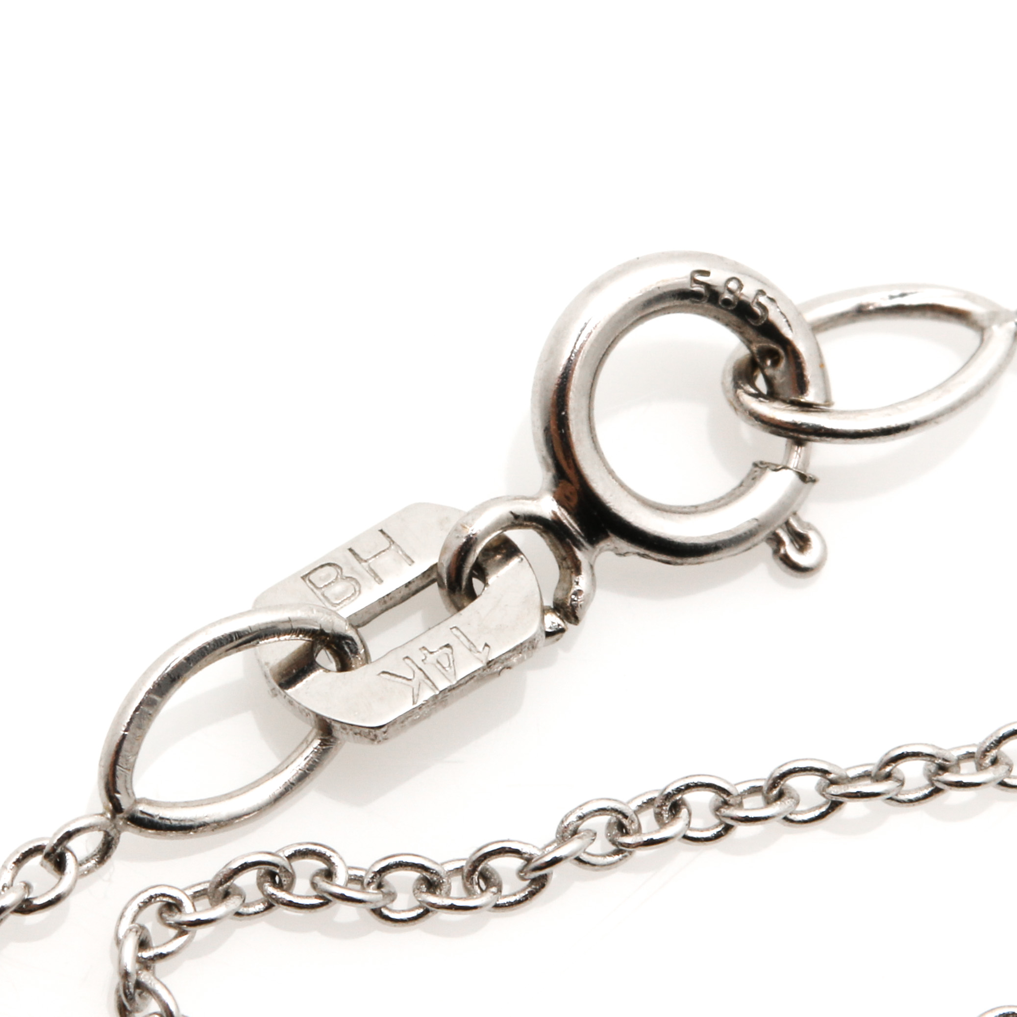 14K White Gold Diamond Circle Necklace