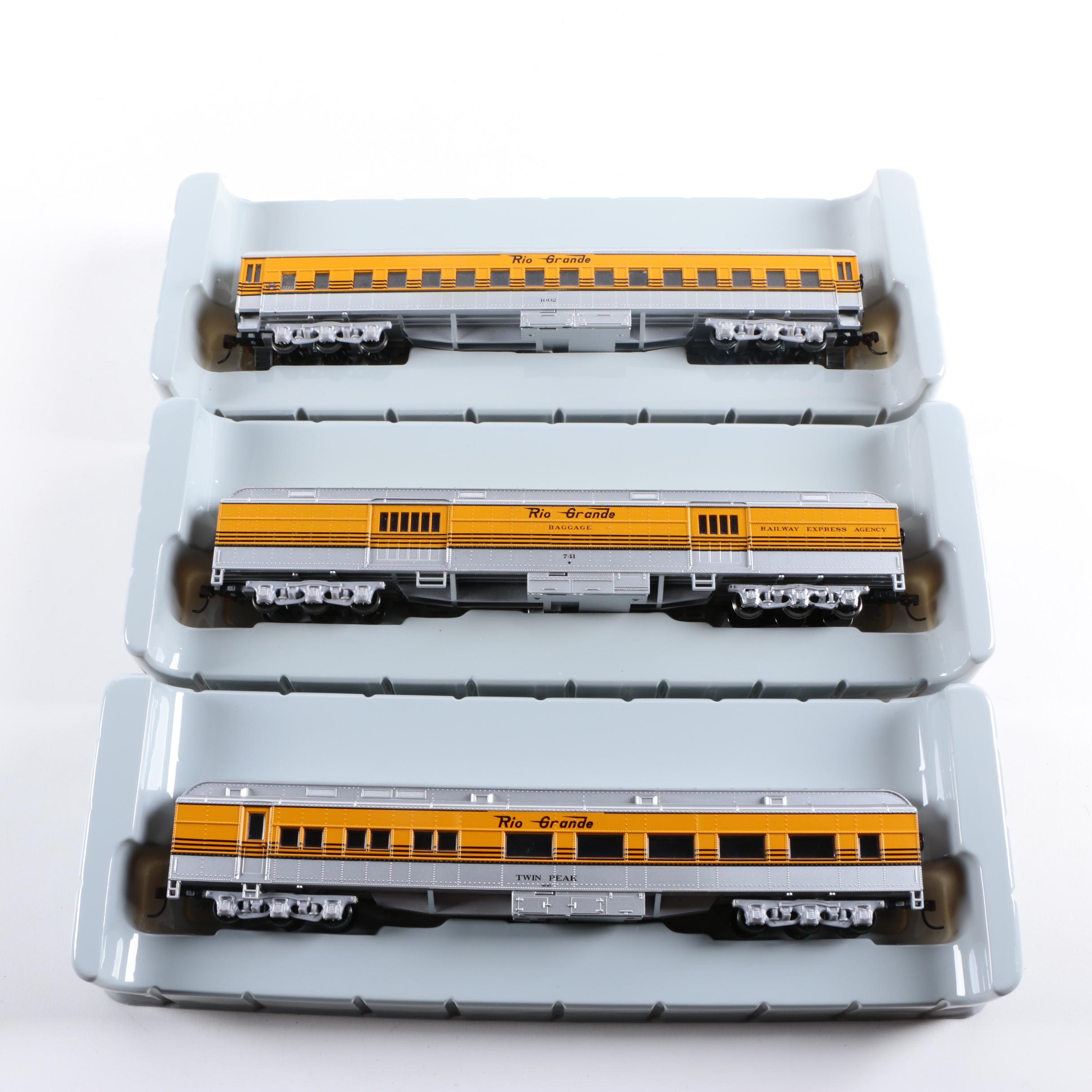 Athearn HO Scale Rio Grande Passenger Cars