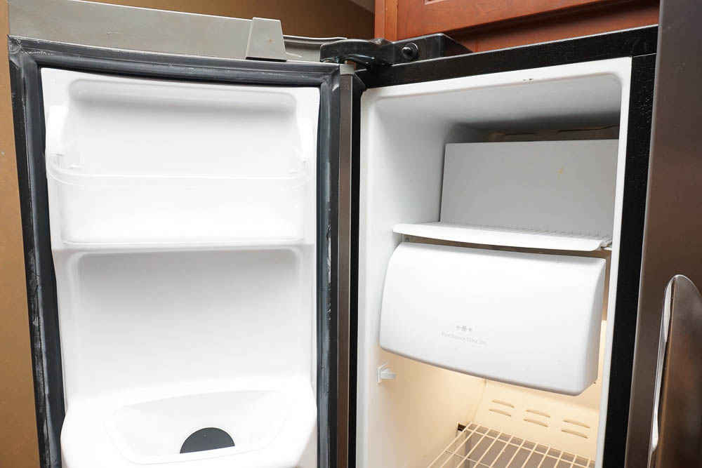 Frigidaire Gallery Side-by-Side Refrigerator