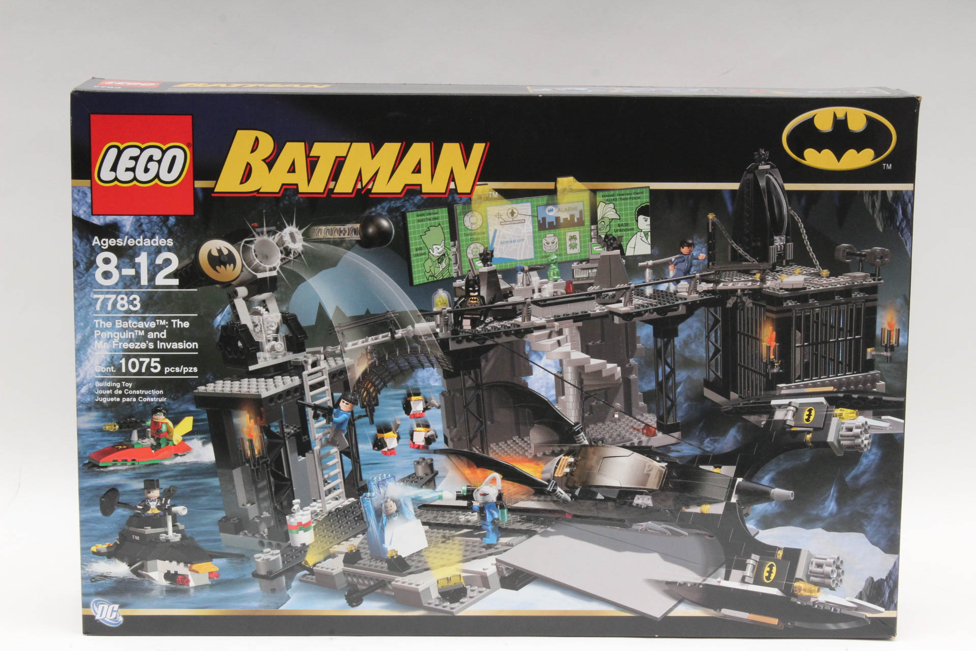 Lego "Batman" The Batcave: The Penguin and Mr. Freeze's Invasion