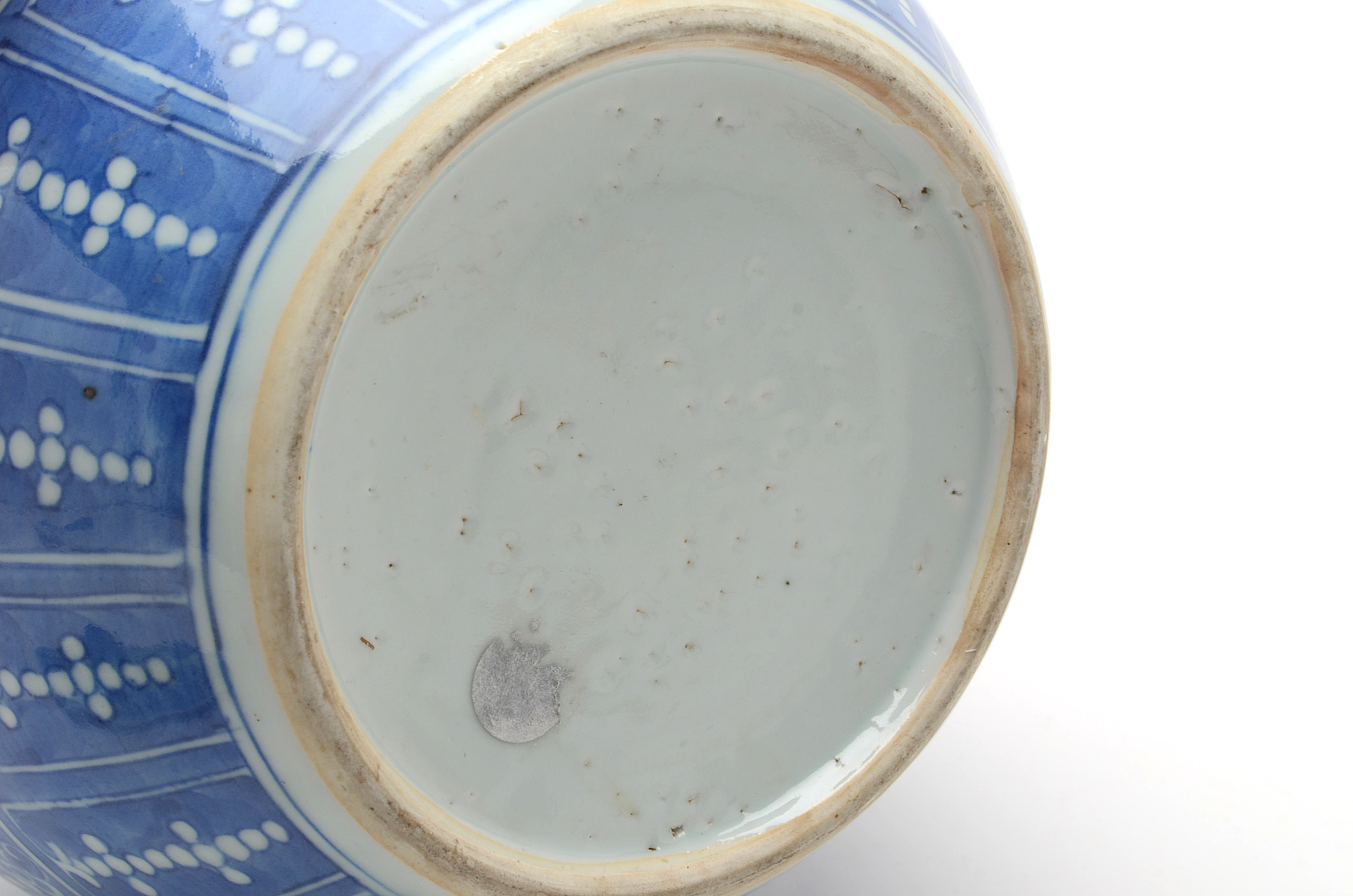 Qing Dynasty Blue and White Porcelain Covered Jar