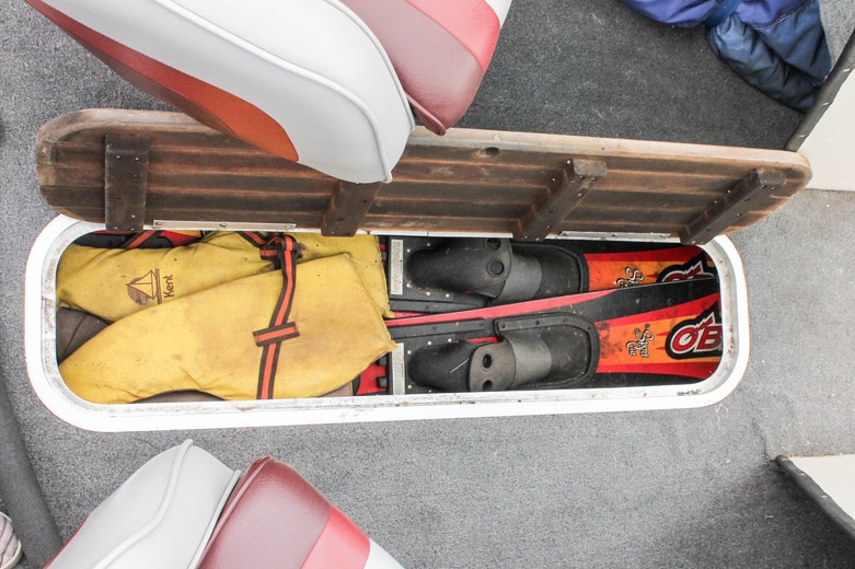 Stratos 2000-XLS Motorized Boat and Trailer