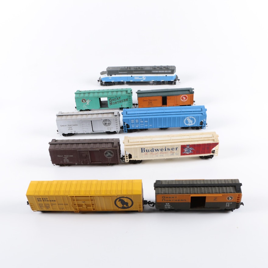 Assorted HO and N Scale Train Cars Including Atlas