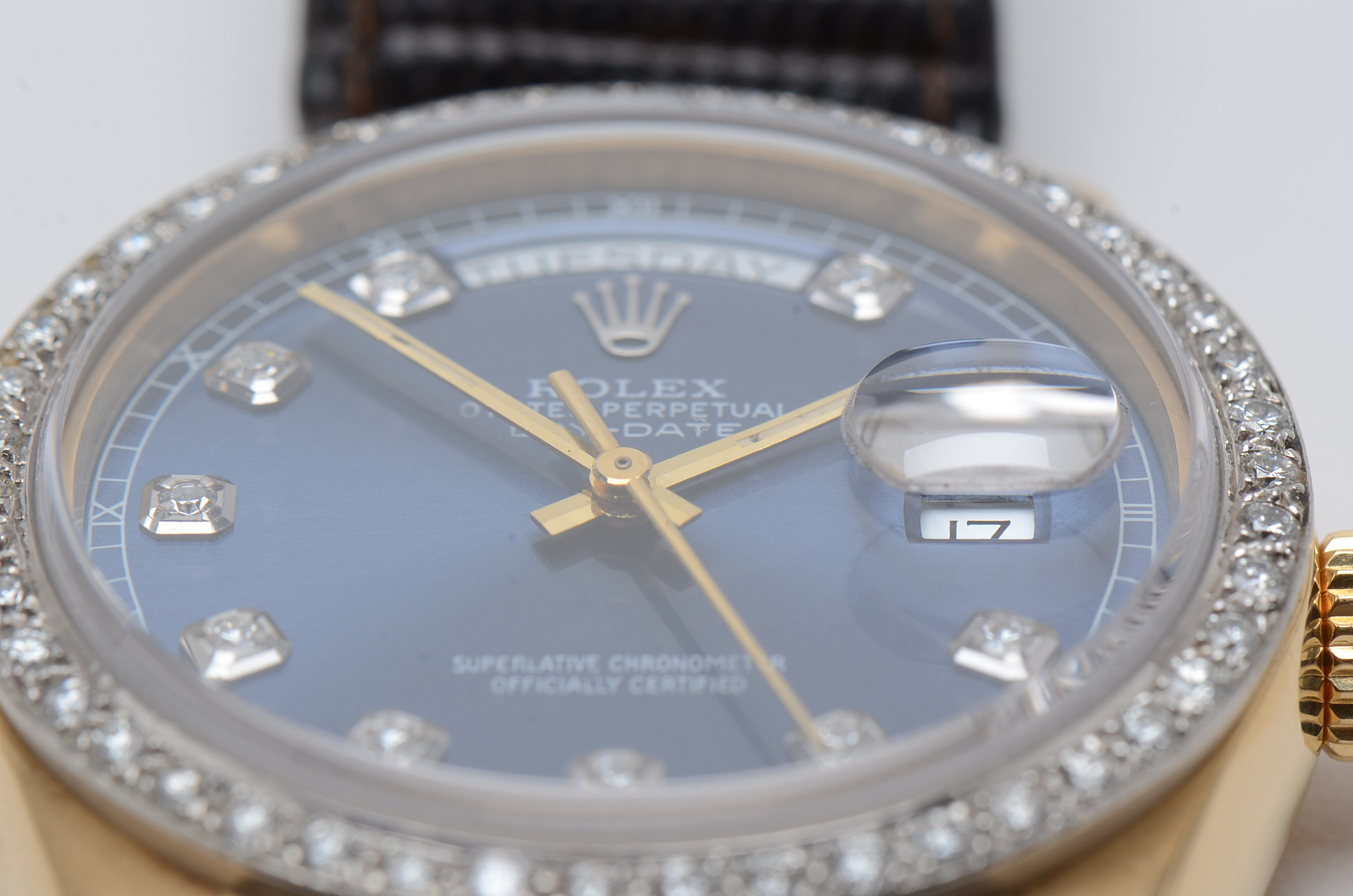 Rolex Day-Date 18K Yellow Gold Diamond Bezel 36mm Watch