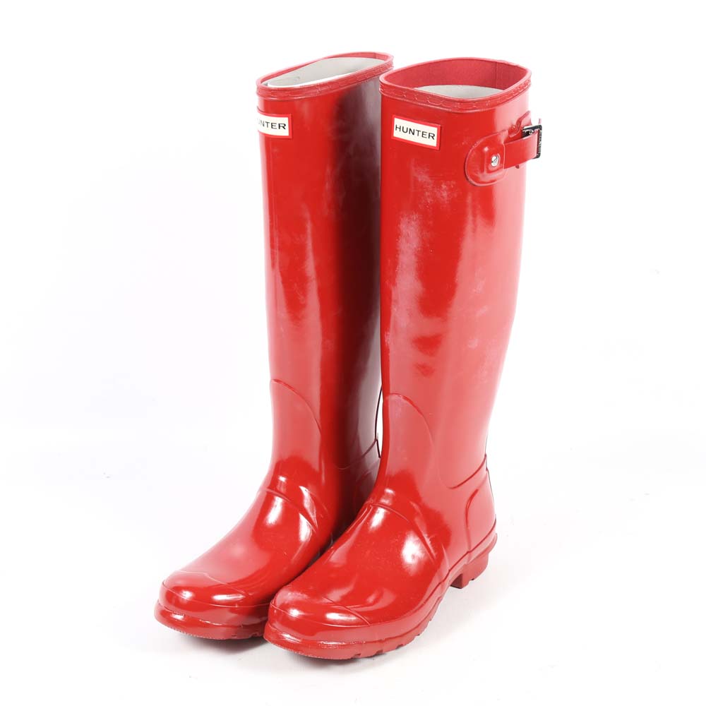 Hunter Original Tall Military Red Rain Boots and Boot Socks