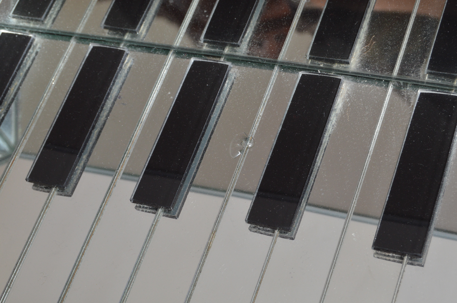 Mirrored Piano Motif Coffee Table