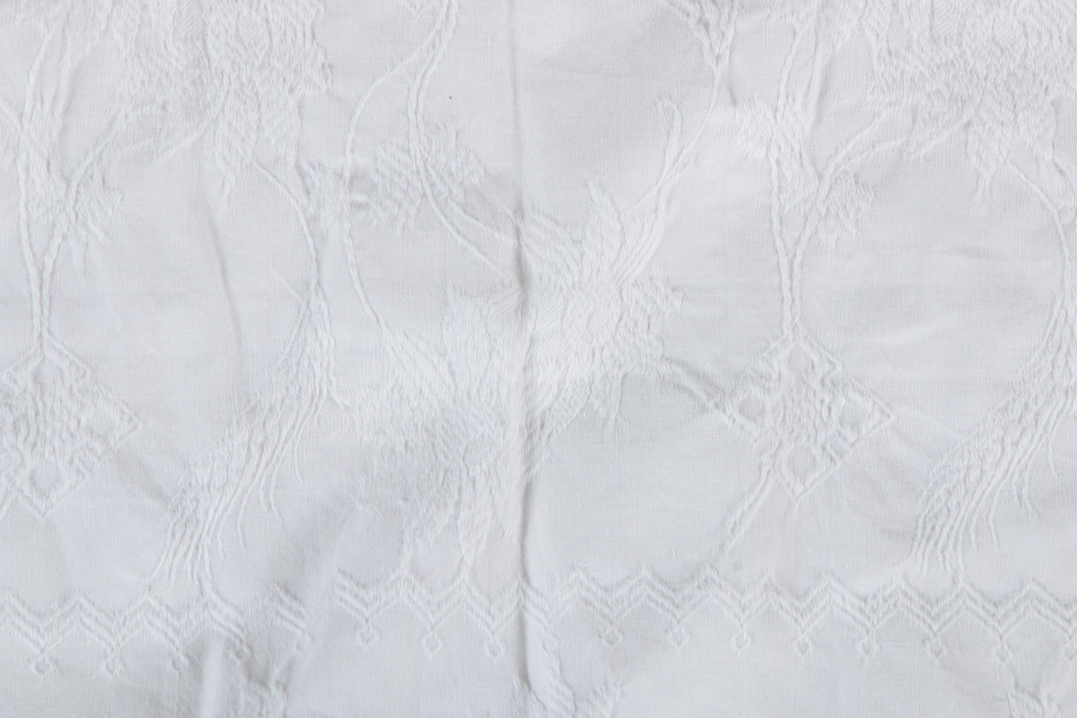 Jacquard and Damask Table Linens