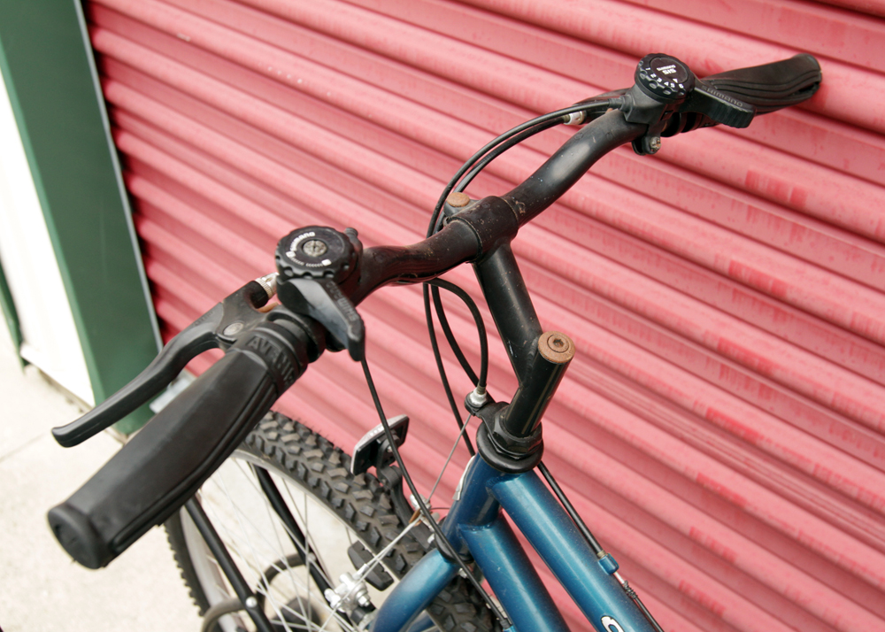 Women's Diamondback "Outlook" Trail Bicycle and Bike Rack