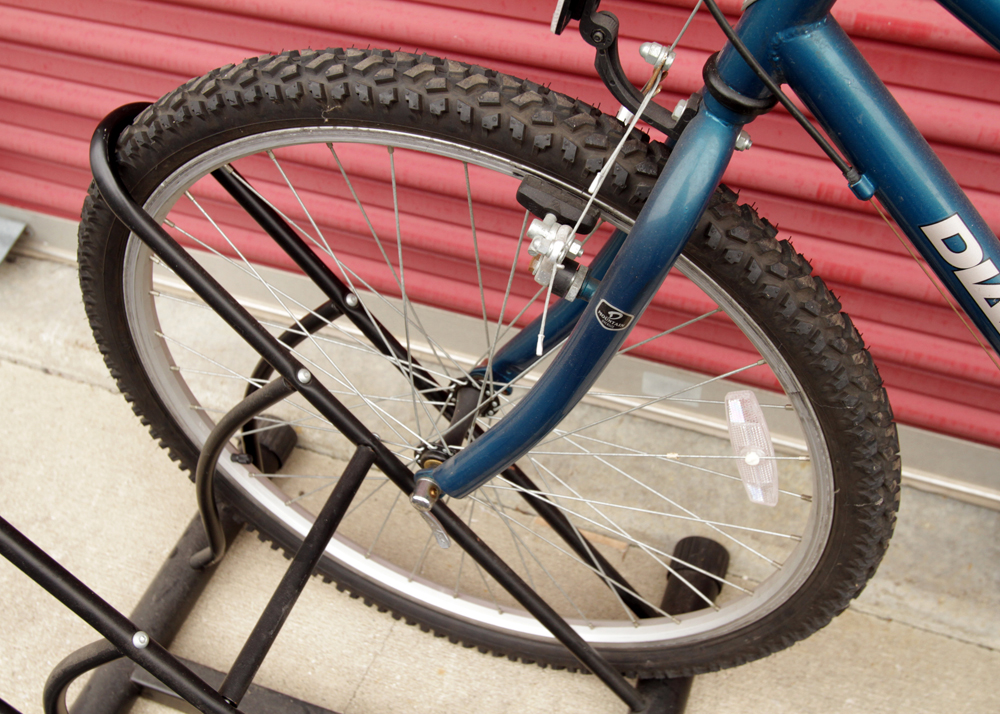 Women's Diamondback "Outlook" Trail Bicycle and Bike Rack