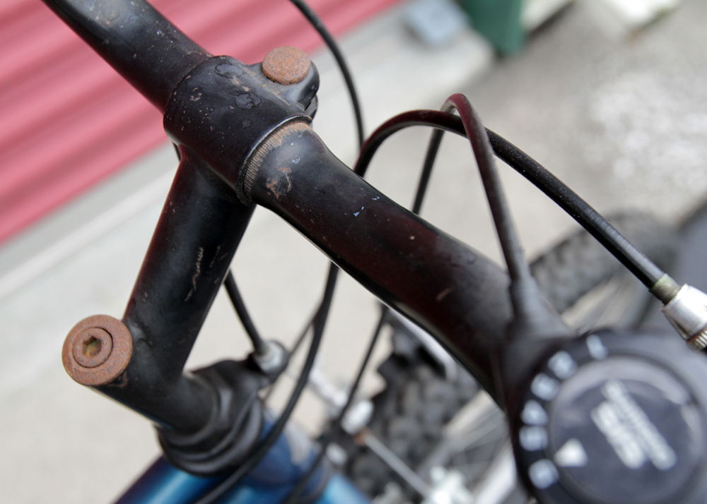 Women's Diamondback "Outlook" Trail Bicycle and Bike Rack