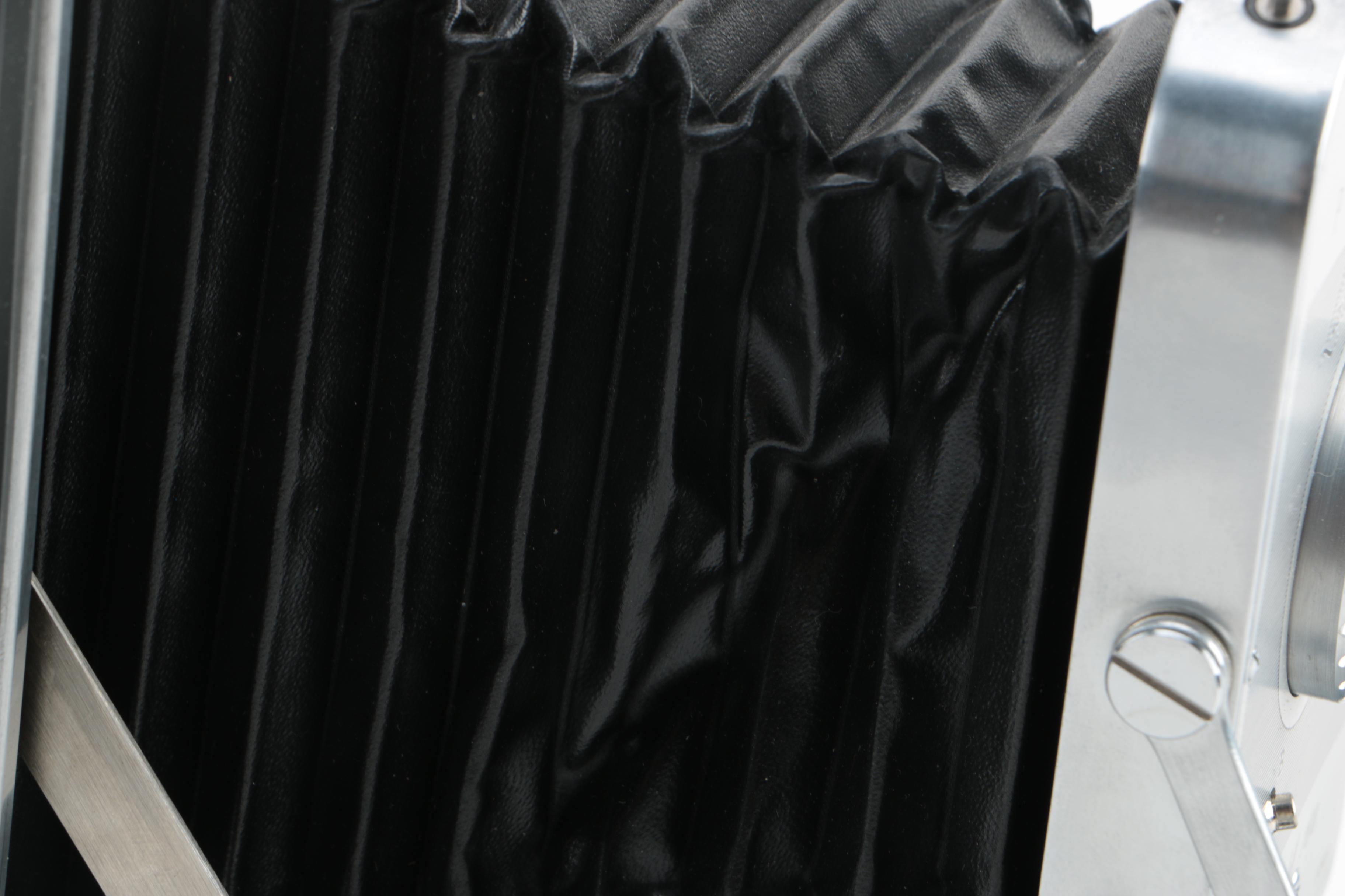 Polaroid Model 160 Land Camera