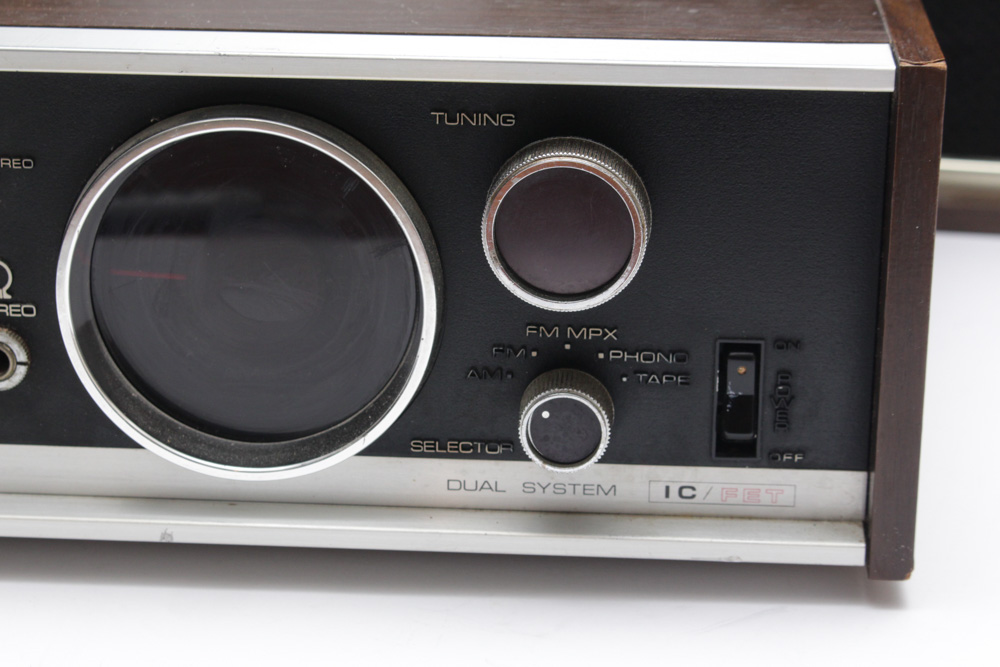 Electrophonic Stereo Eight with Speakers