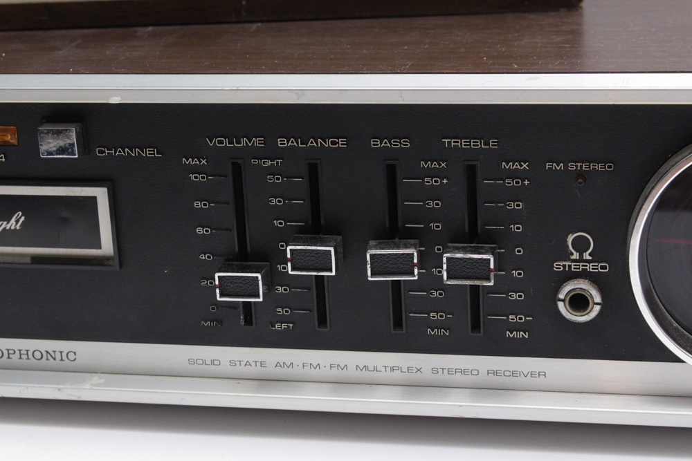 Electrophonic Stereo Eight with Speakers