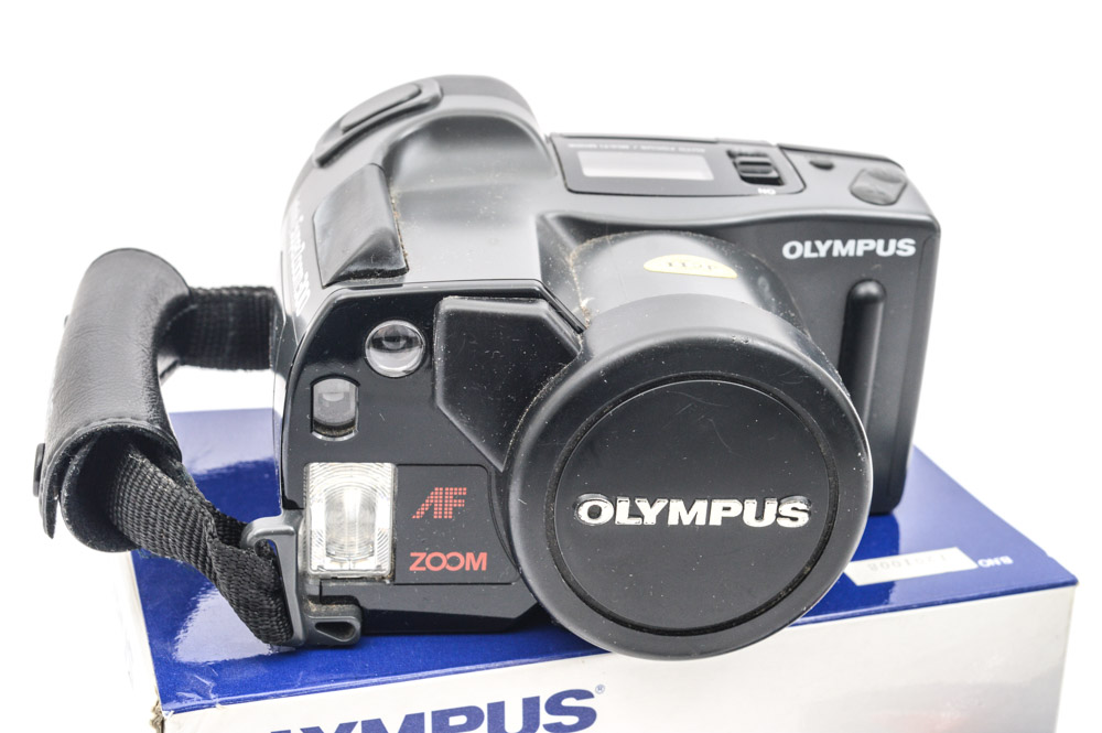 Olympus Infinity SuperZoom 300 Camera