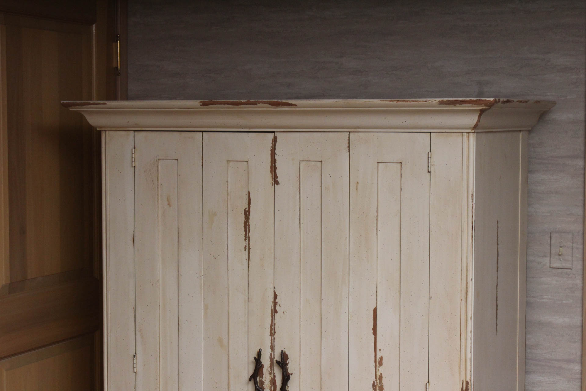 Romweber Distressed Wooden Entertainment Armoire