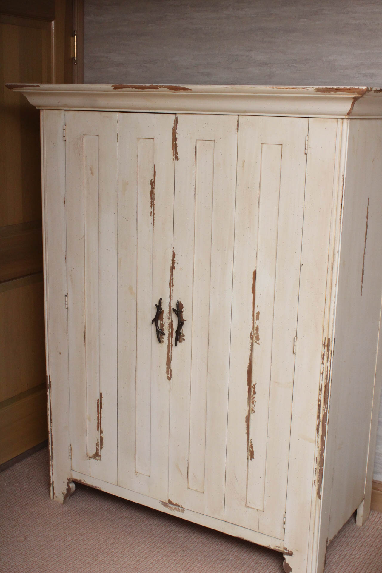 Romweber Distressed Wooden Entertainment Armoire