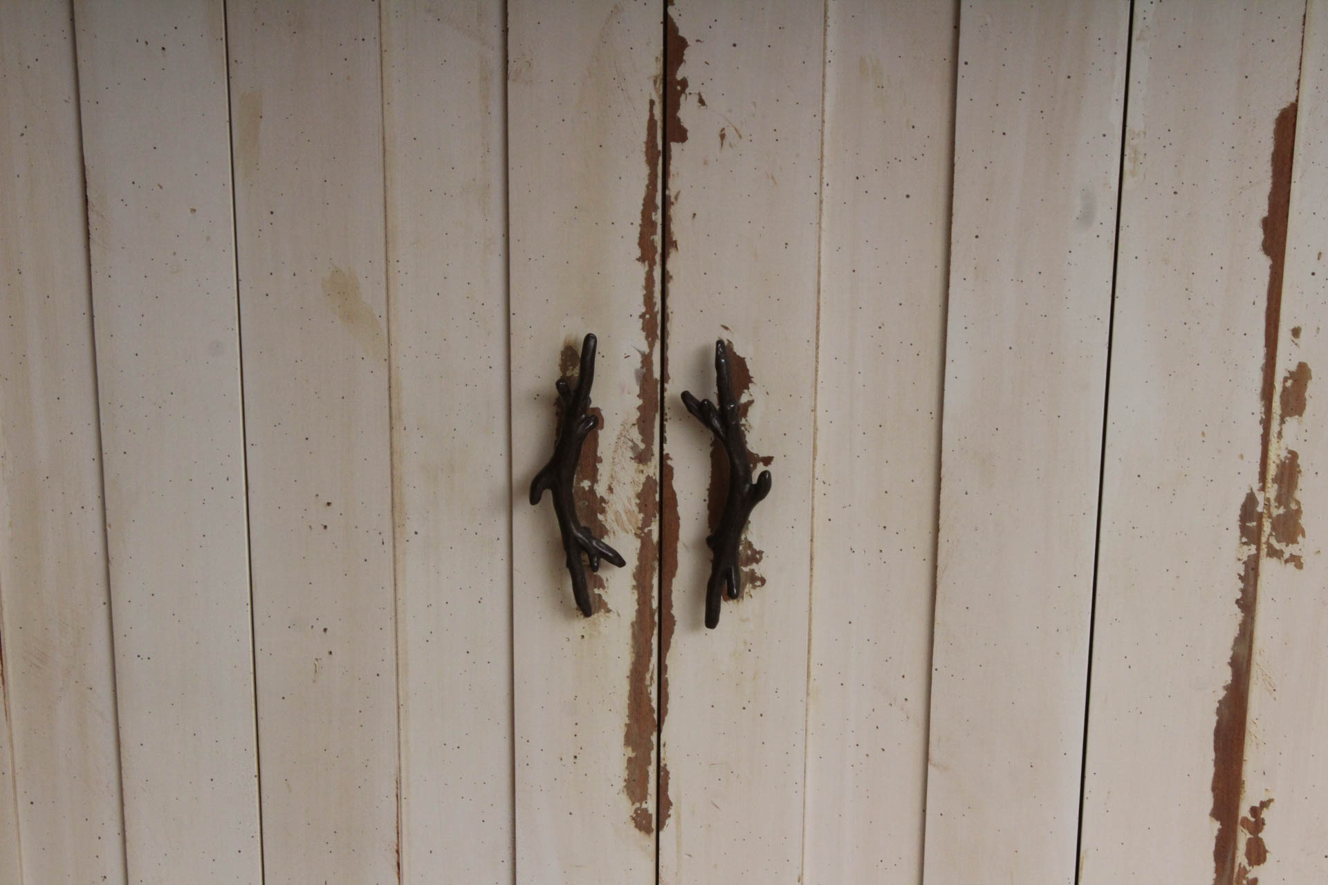 Romweber Distressed Wooden Entertainment Armoire