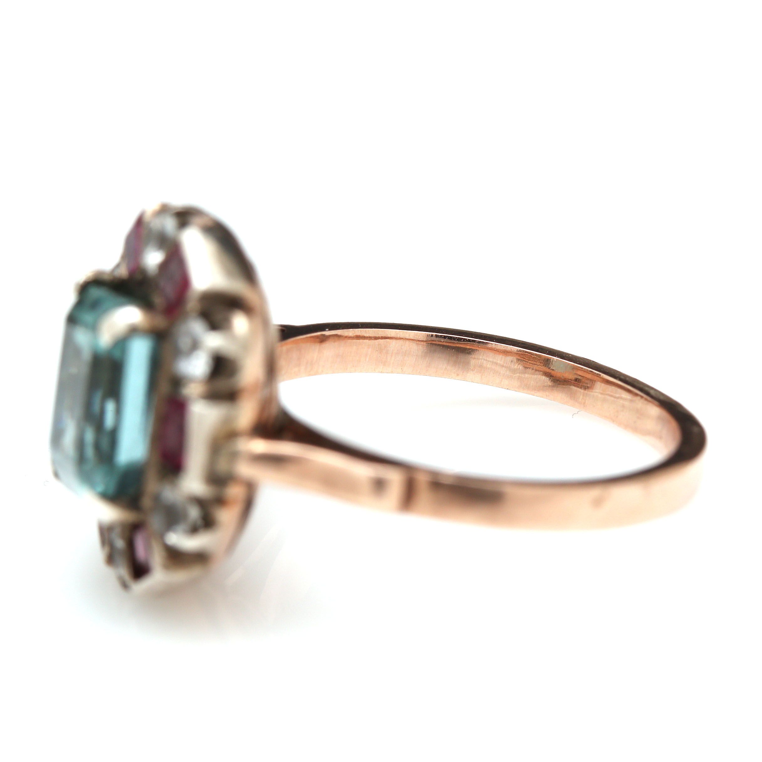 Vintage 10K Yellow Gold 2.16 CT Aquamarine, Sapphire and Ruby Ring