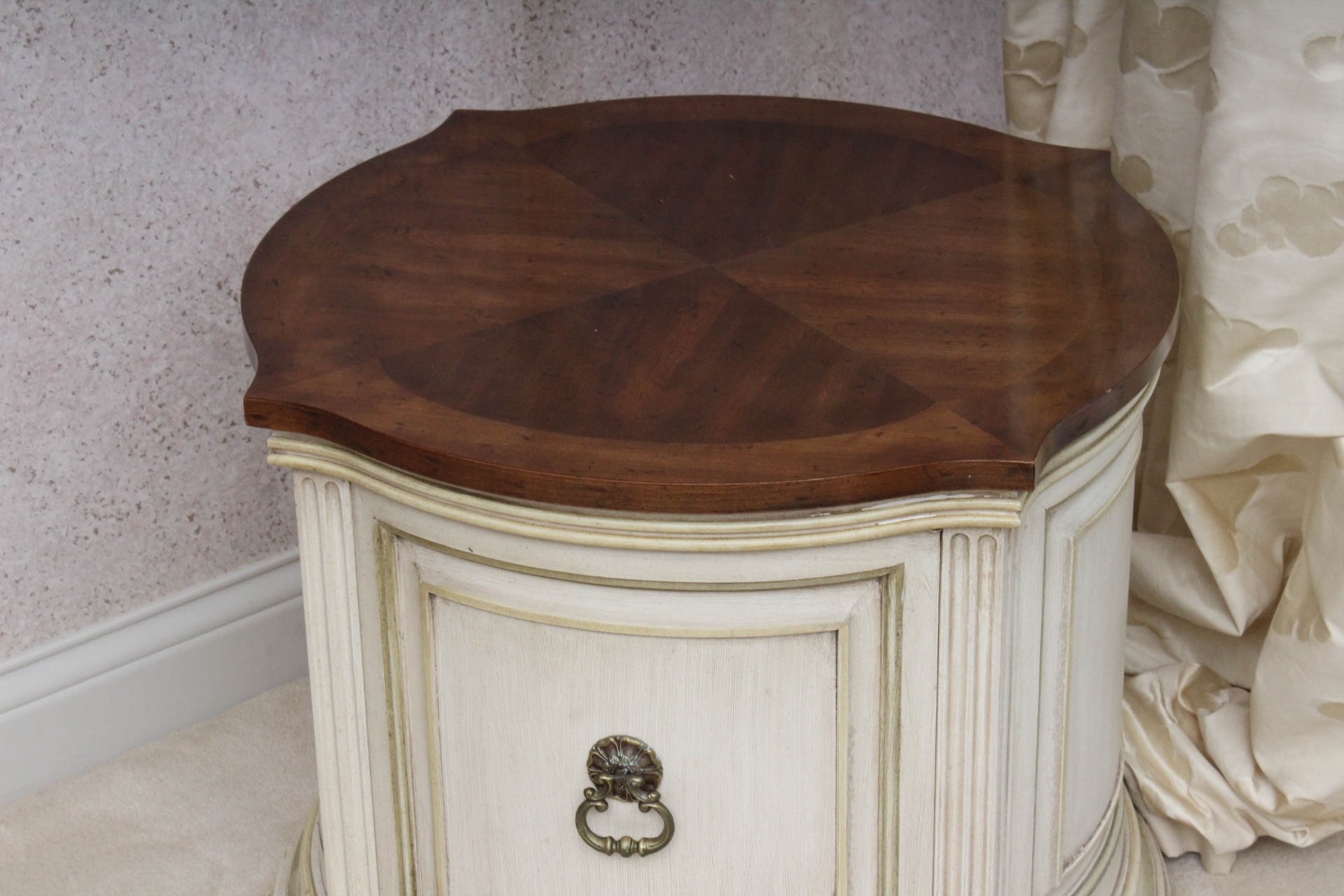 Solid Wood Quatrefoil Side Table
