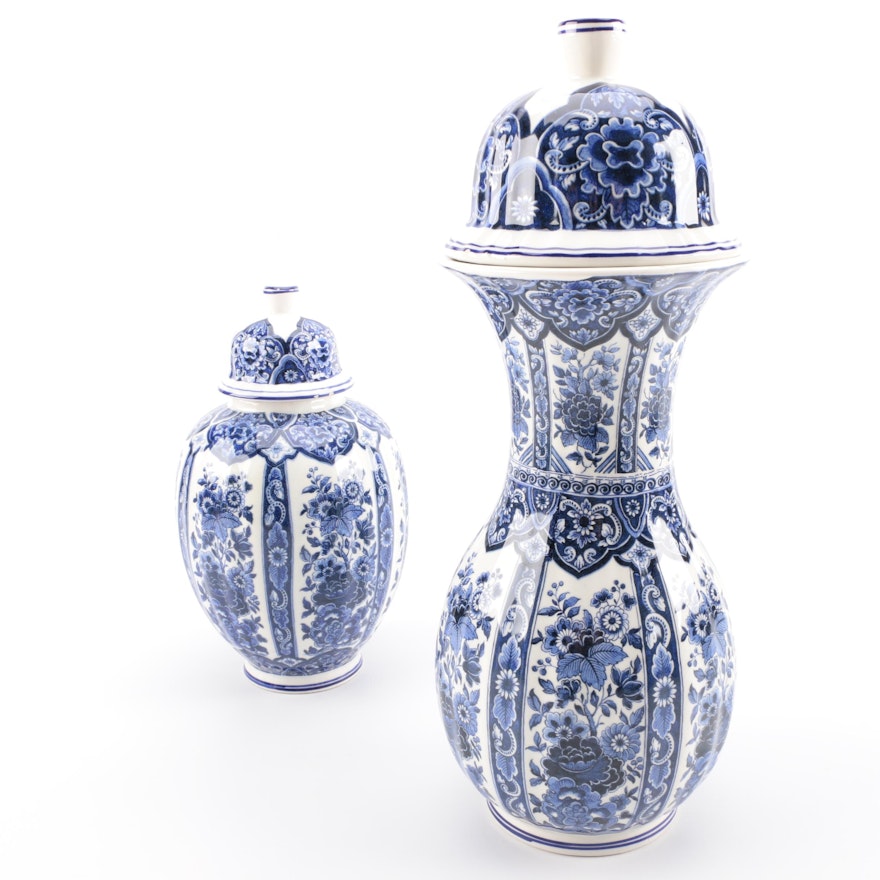 Ardalt White and Blue Delft Decor