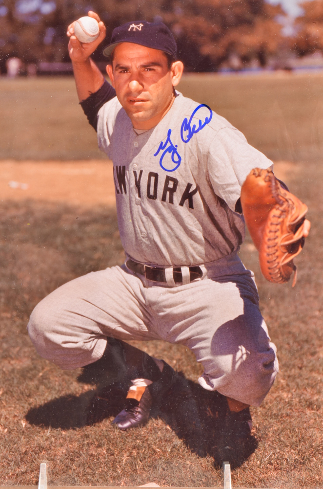 Hall Of Fame Catcher Yogi Berra Signed New York Yankees Photo