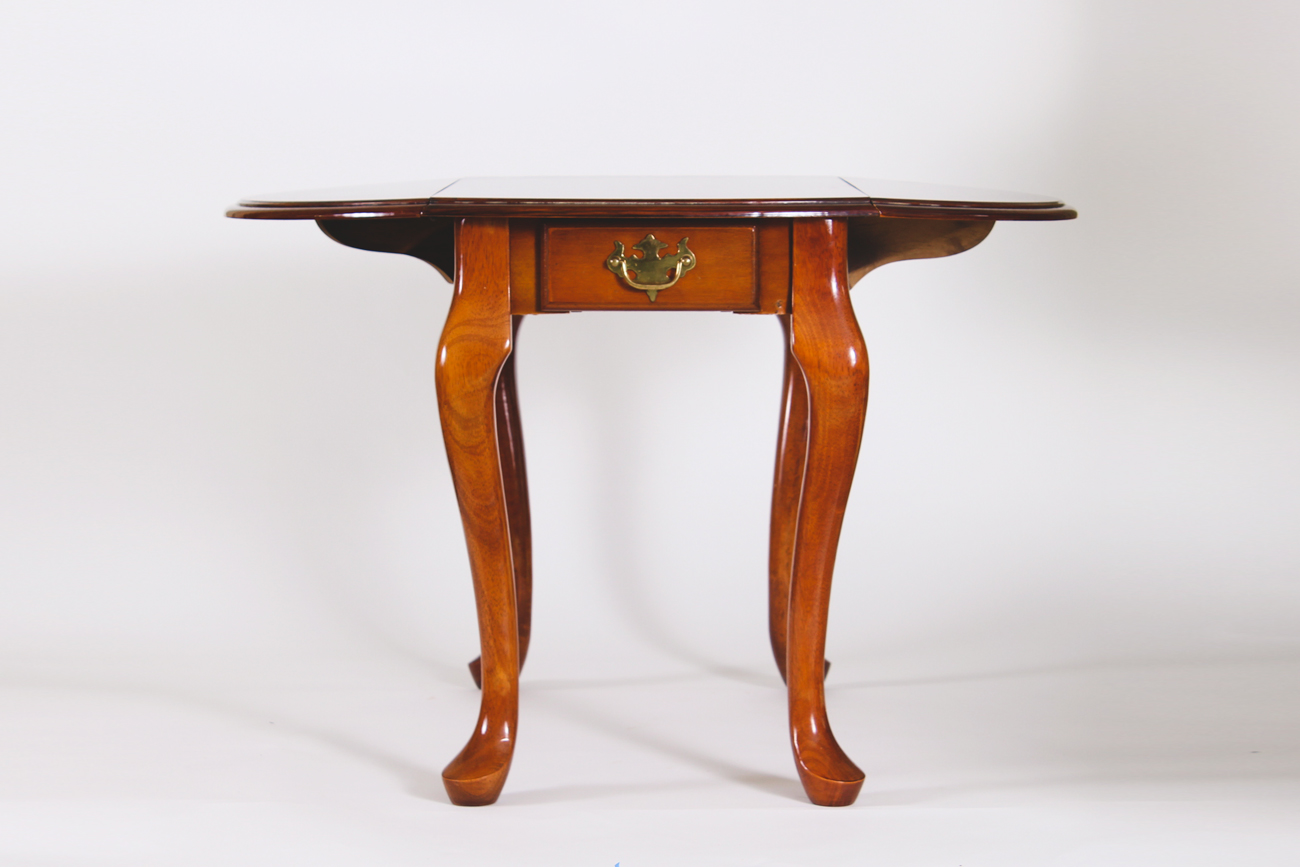 Pair of Vintage Drop-leaf Wooden End Tables