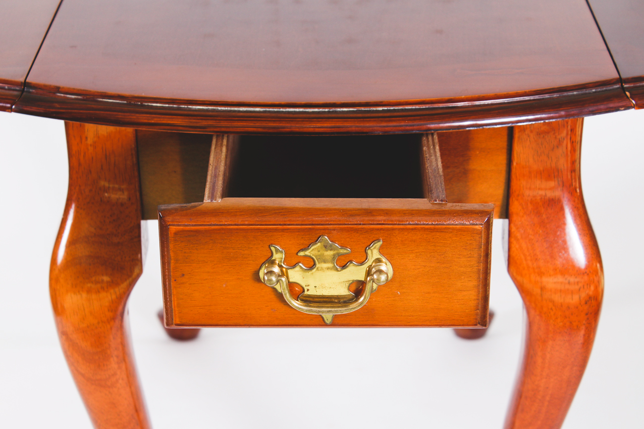 Pair of Vintage Drop-leaf Wooden End Tables