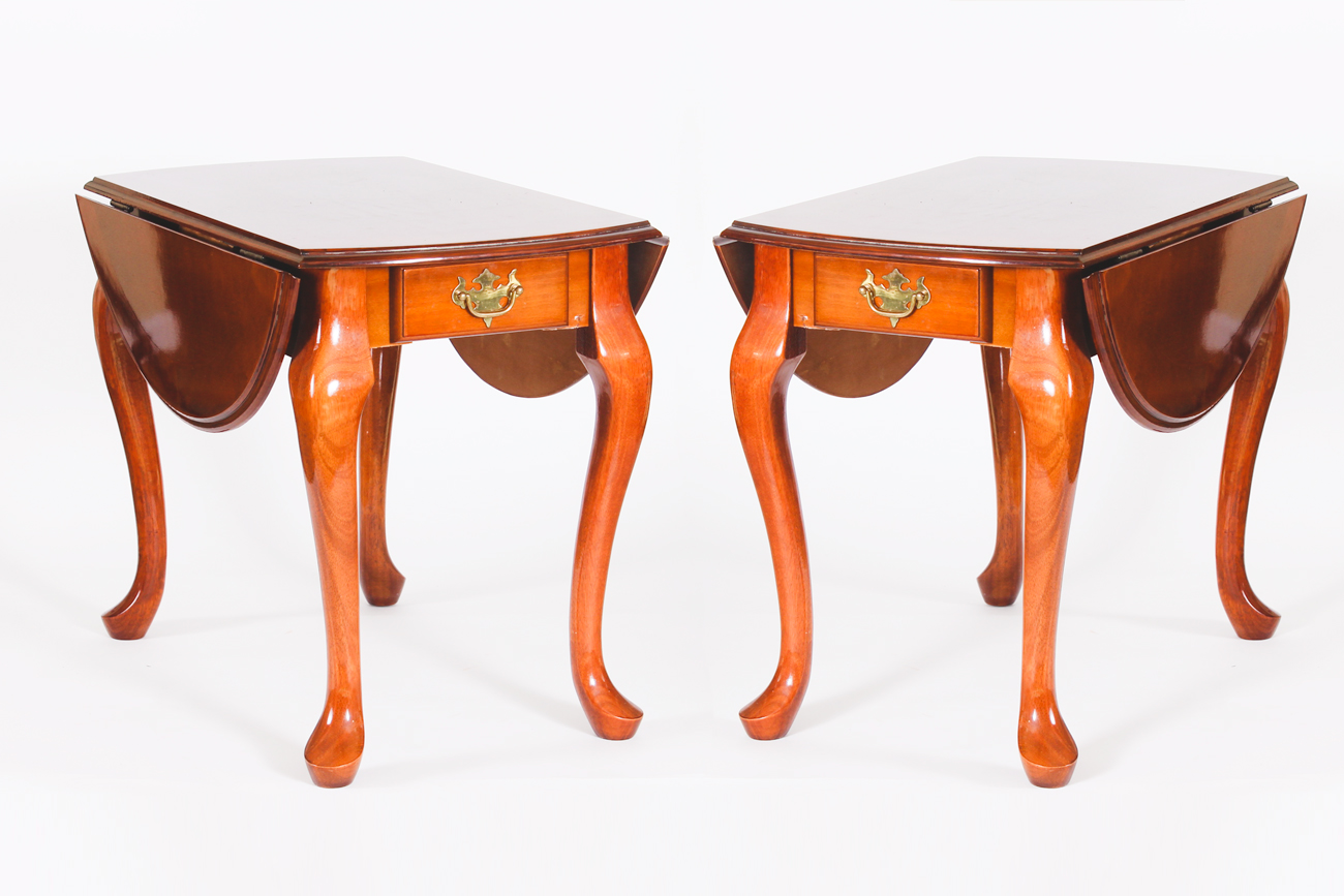Pair of Vintage Drop-leaf Wooden End Tables