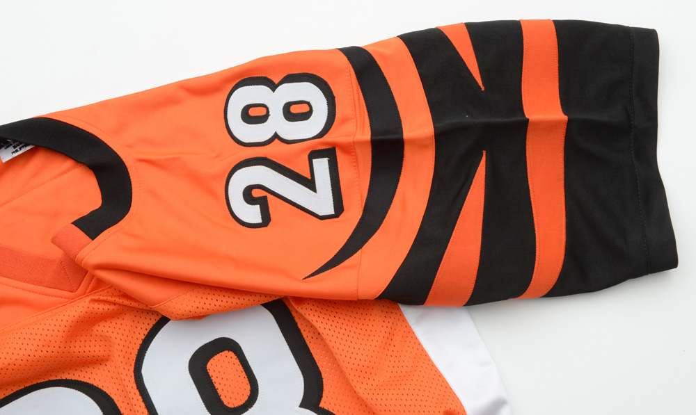 Joe Mixon Signed Jersey  COA