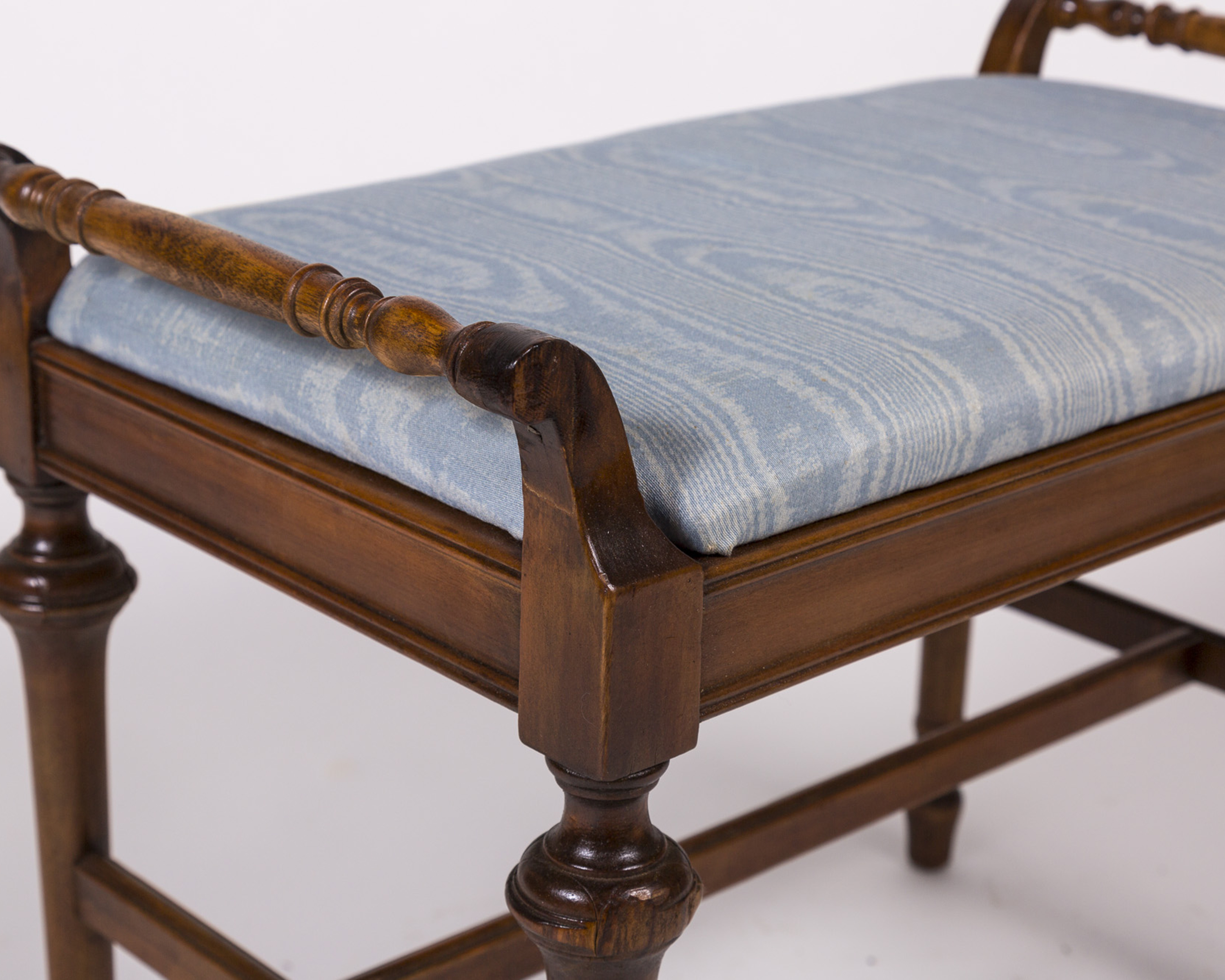 Victorian Style Mahogany Stained Bench